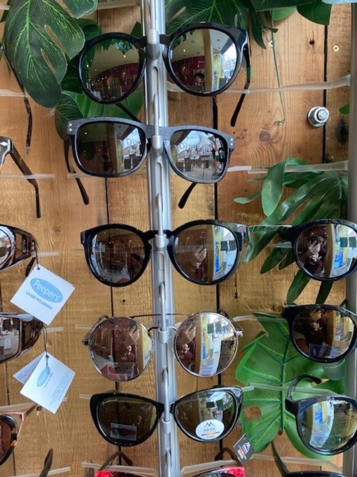 (41) Pairs of various sunglasses to include: - Image 7 of 10