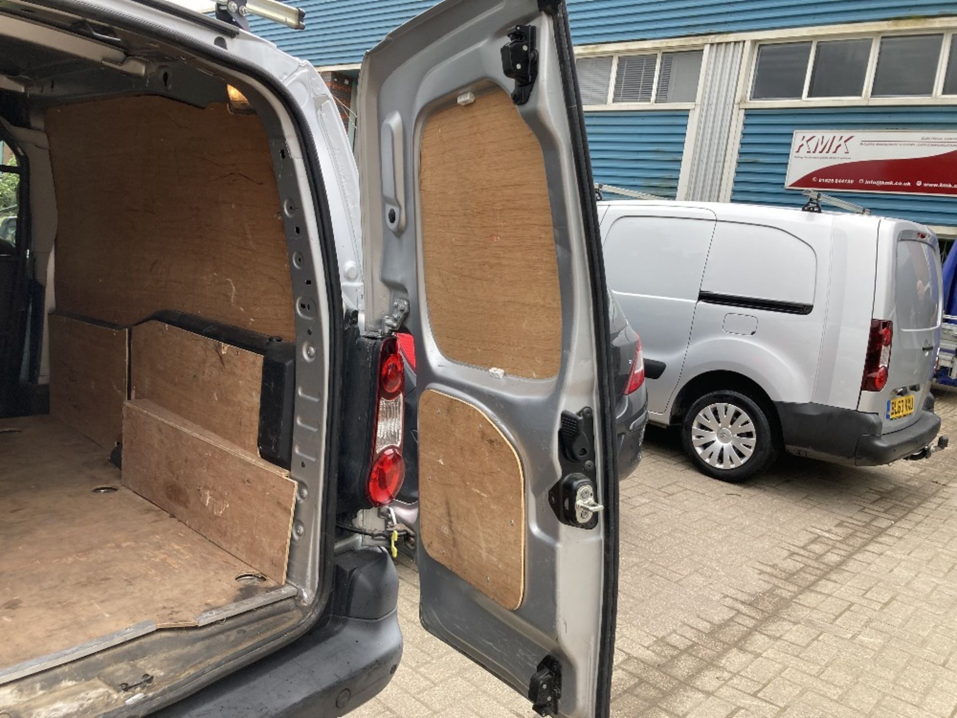 Citroen Berlingo Diesel 625 Compact Van With Rhino Roof rack - Image 15 of 23