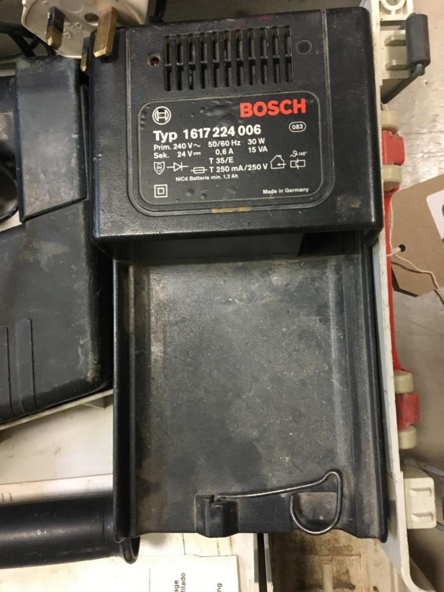 Bosch GBH 24 VRE Impact Driver with Battery Charger - Image 4 of 5