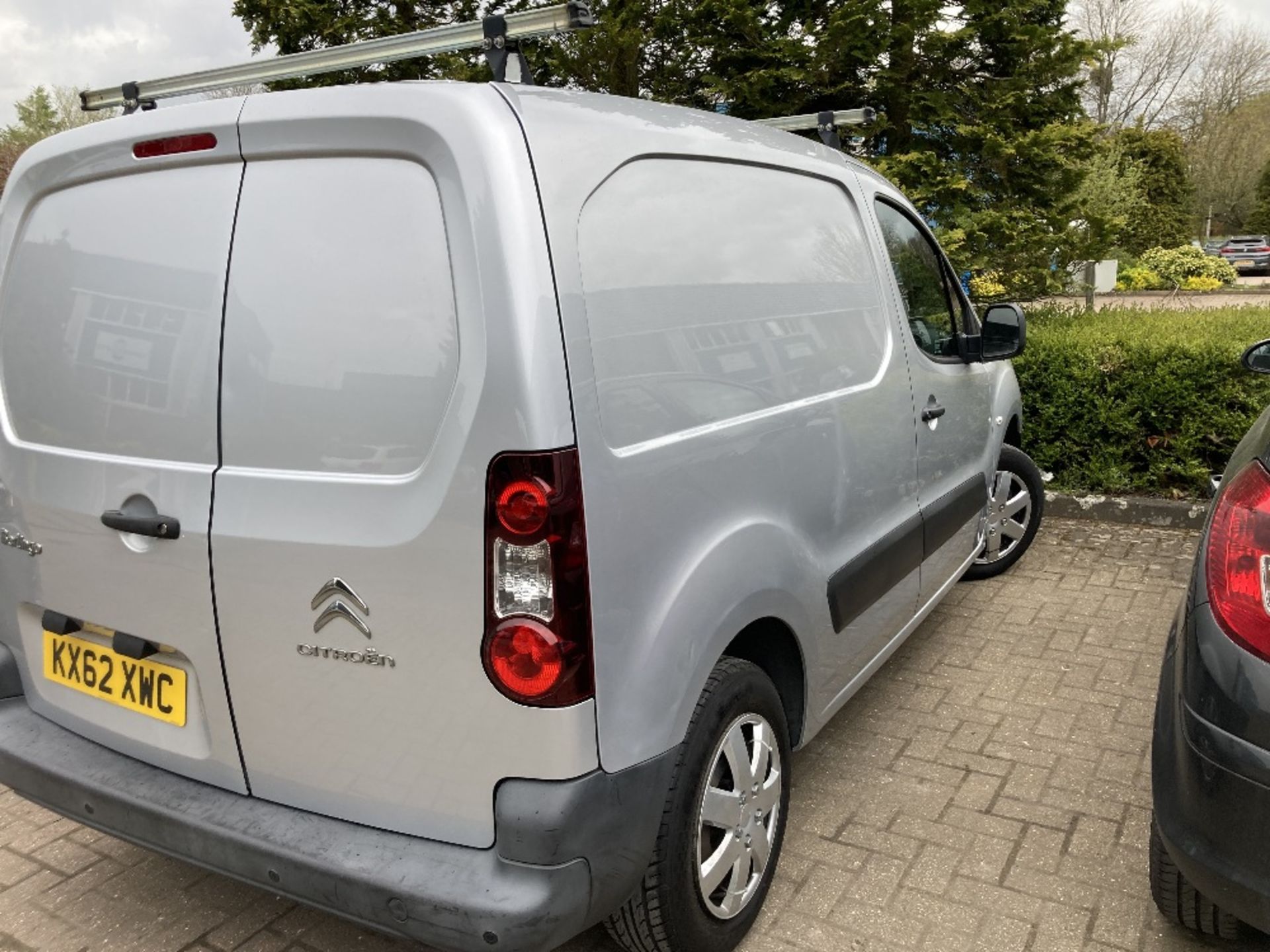 Citroen Berlingo Diesel 625 Compact Van With Rhino Roof rack - Image 11 of 23