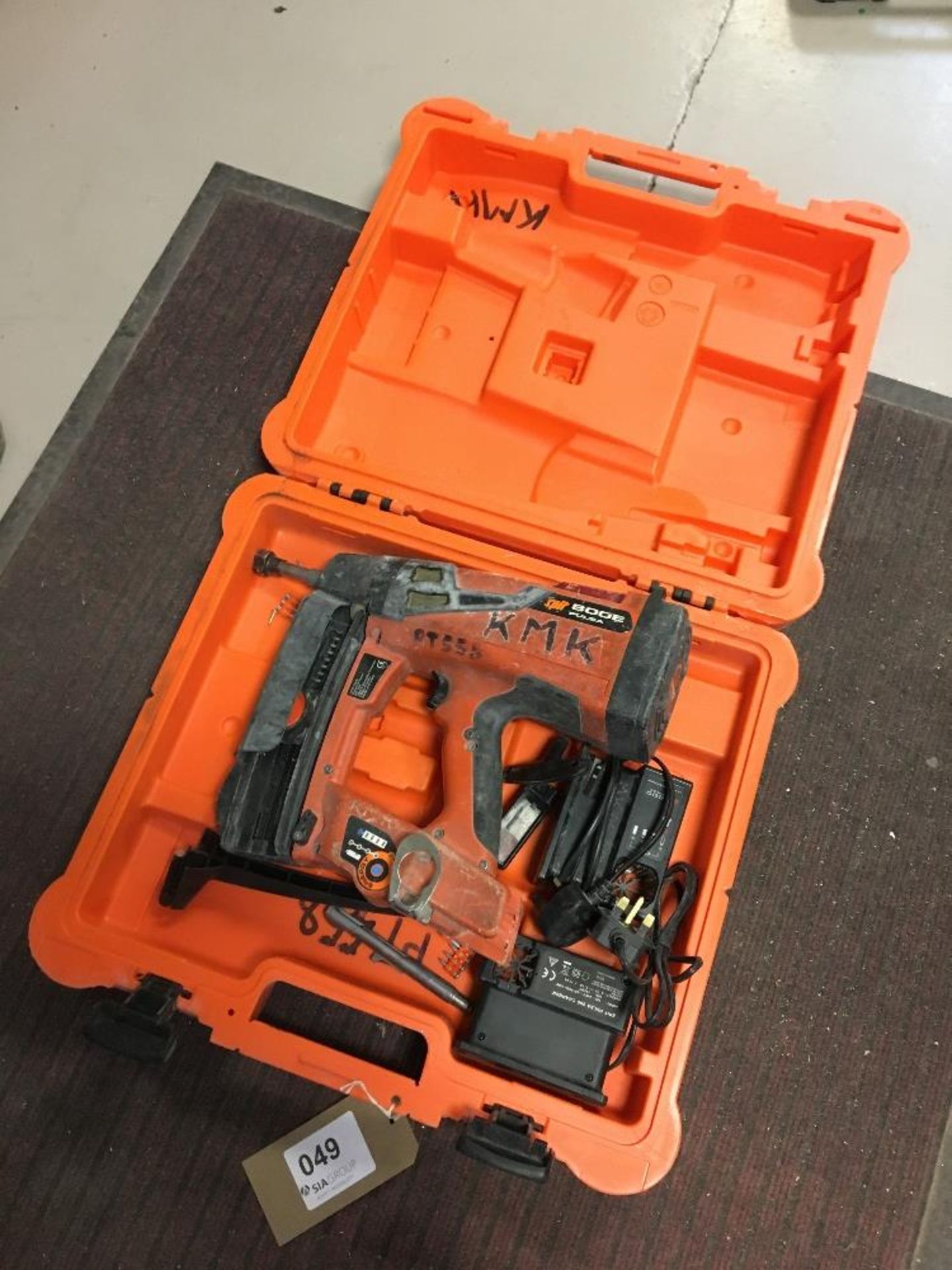 PULSA 800E Cordless Gas Nailer