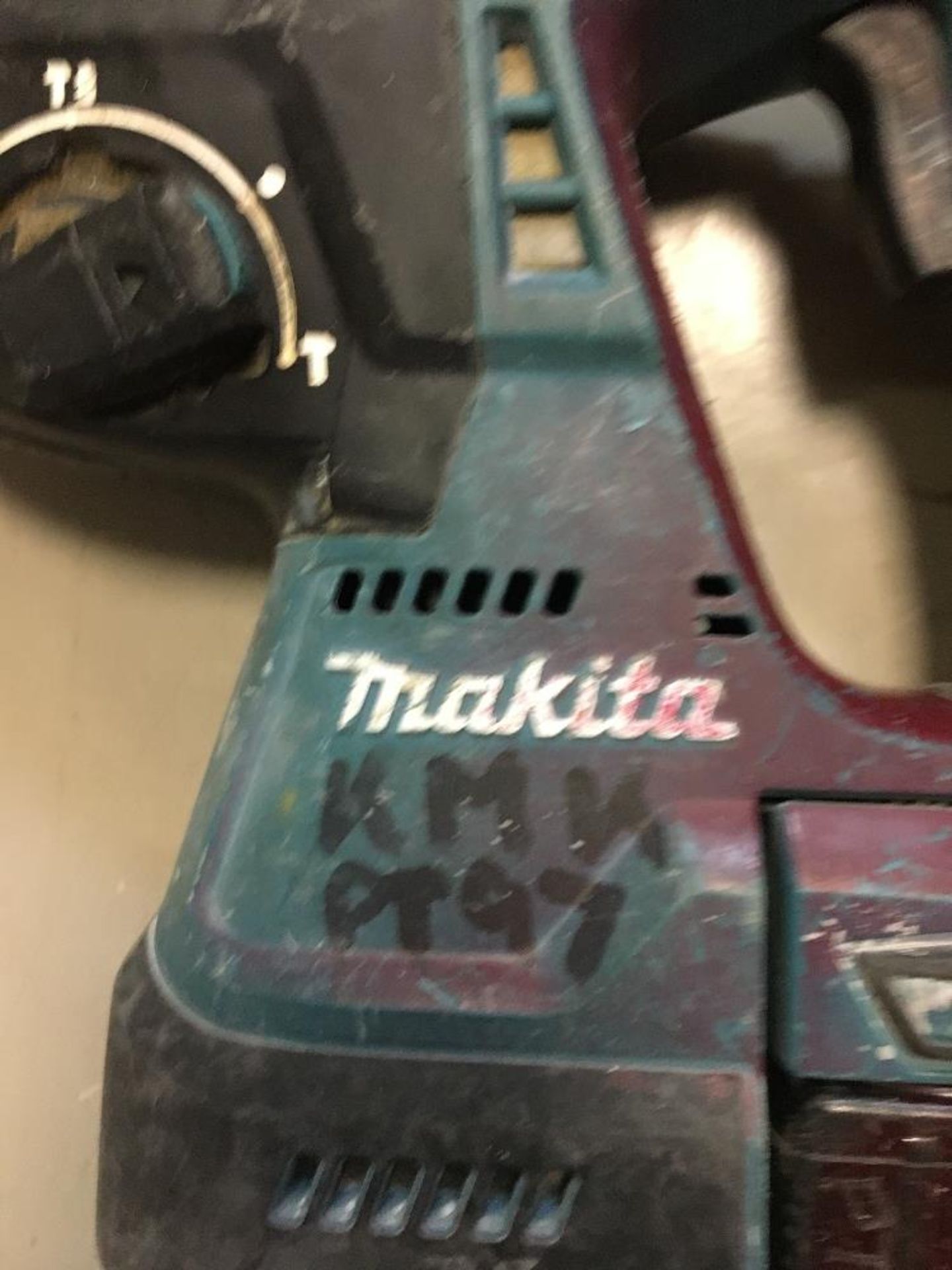 Makita DHR243 Impact Driver - Image 2 of 3