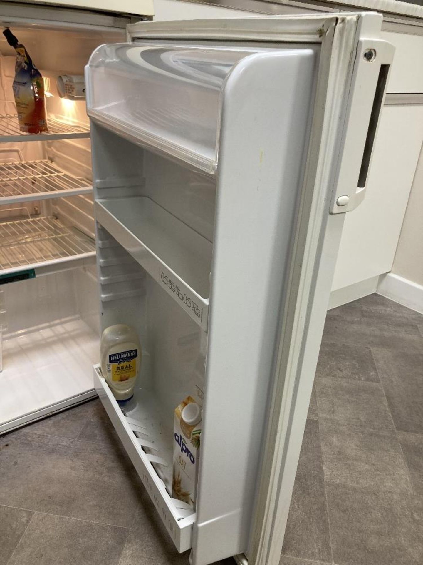 Freezone Refrigerator - Image 3 of 4