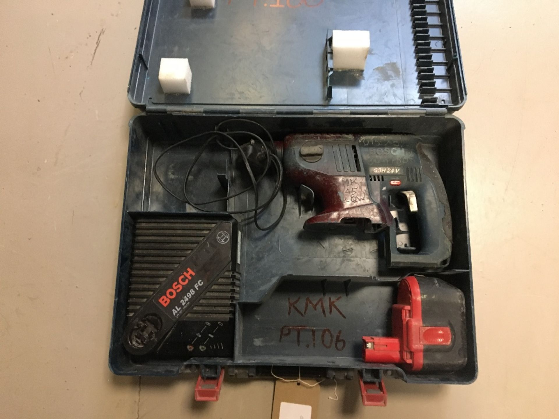 Bosch GBH 24v Impact Driver with Battery Charger - Image 5 of 6