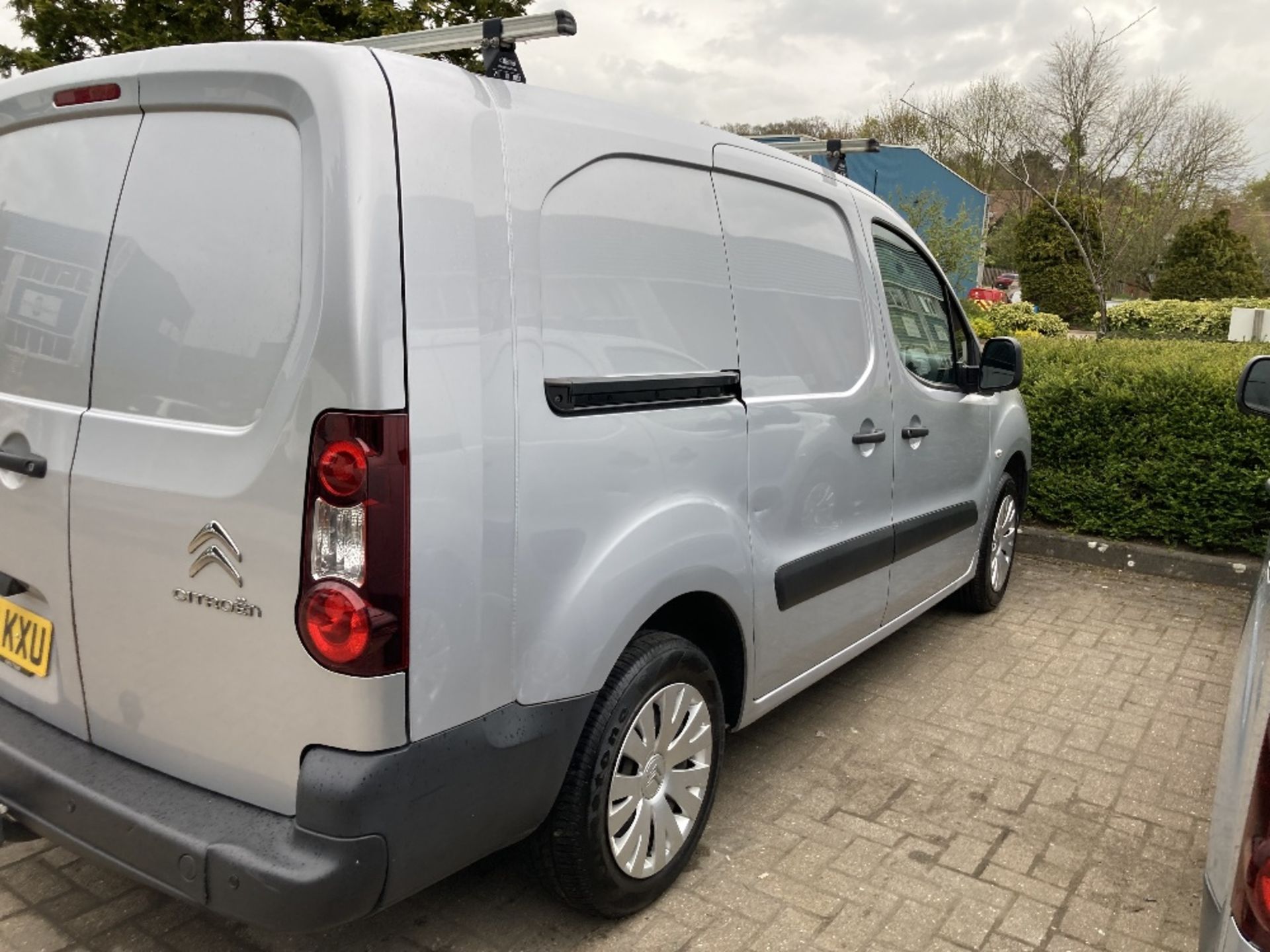 Citroen Berlingo Diesel 725 Compact Van With Rhino Roof rack - Image 9 of 21