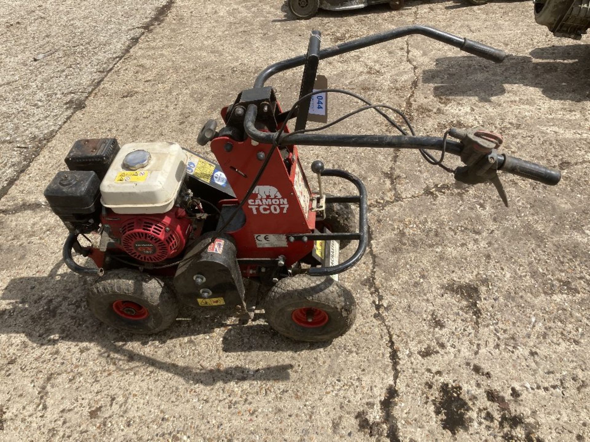 Camon TC07 Petrol Driven Turf Cutter - Image 4 of 7