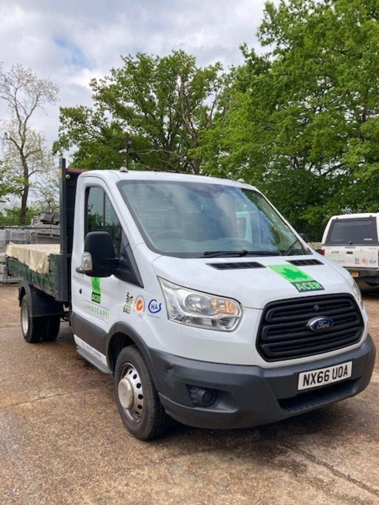 Ford Transit 350 MWB Drop Side Tipper Lorry