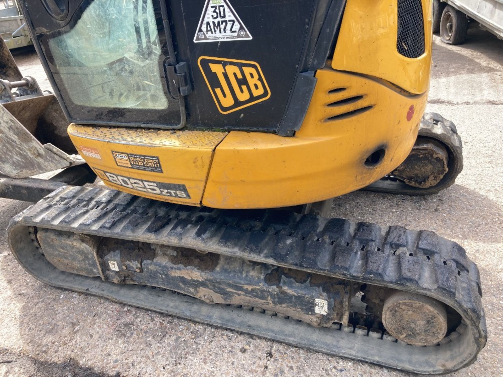 JCB 8025 ZTS 2.5 Tonne Compact Excavator - Image 9 of 18