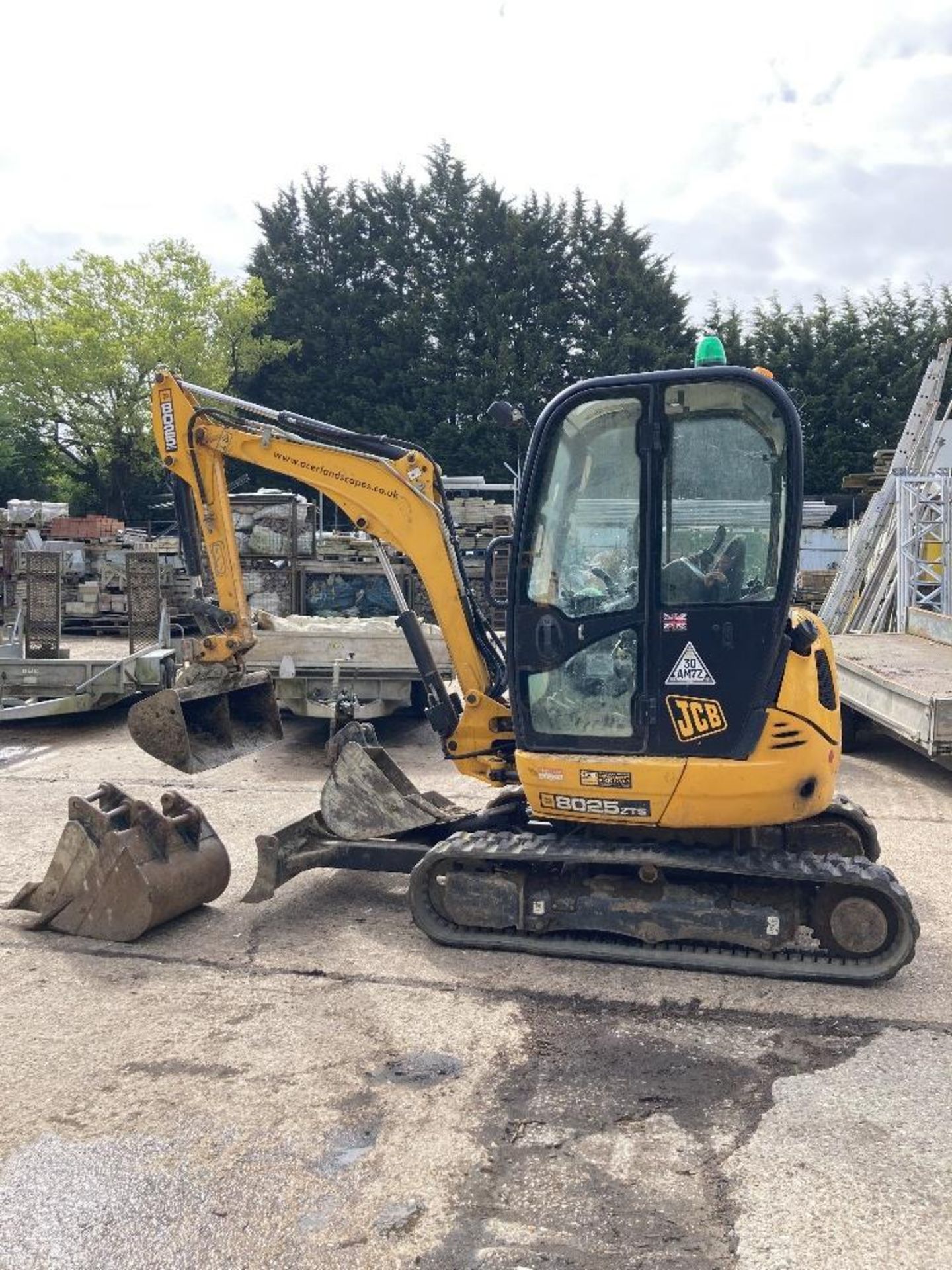 JCB 8025 ZTS 2.5 Tonne Compact Excavator - Image 3 of 18