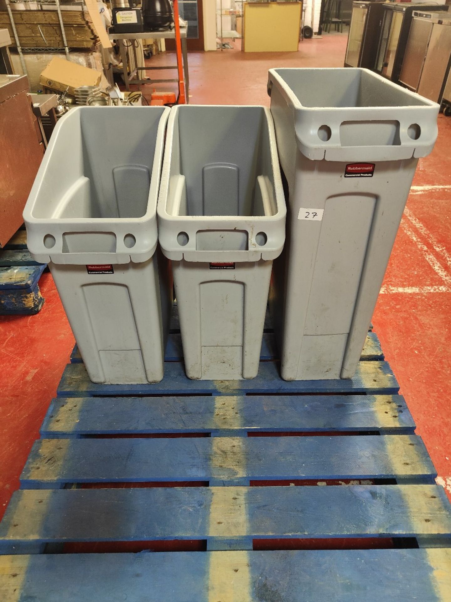 (3) Rubbermaid Plastic Bin Containers