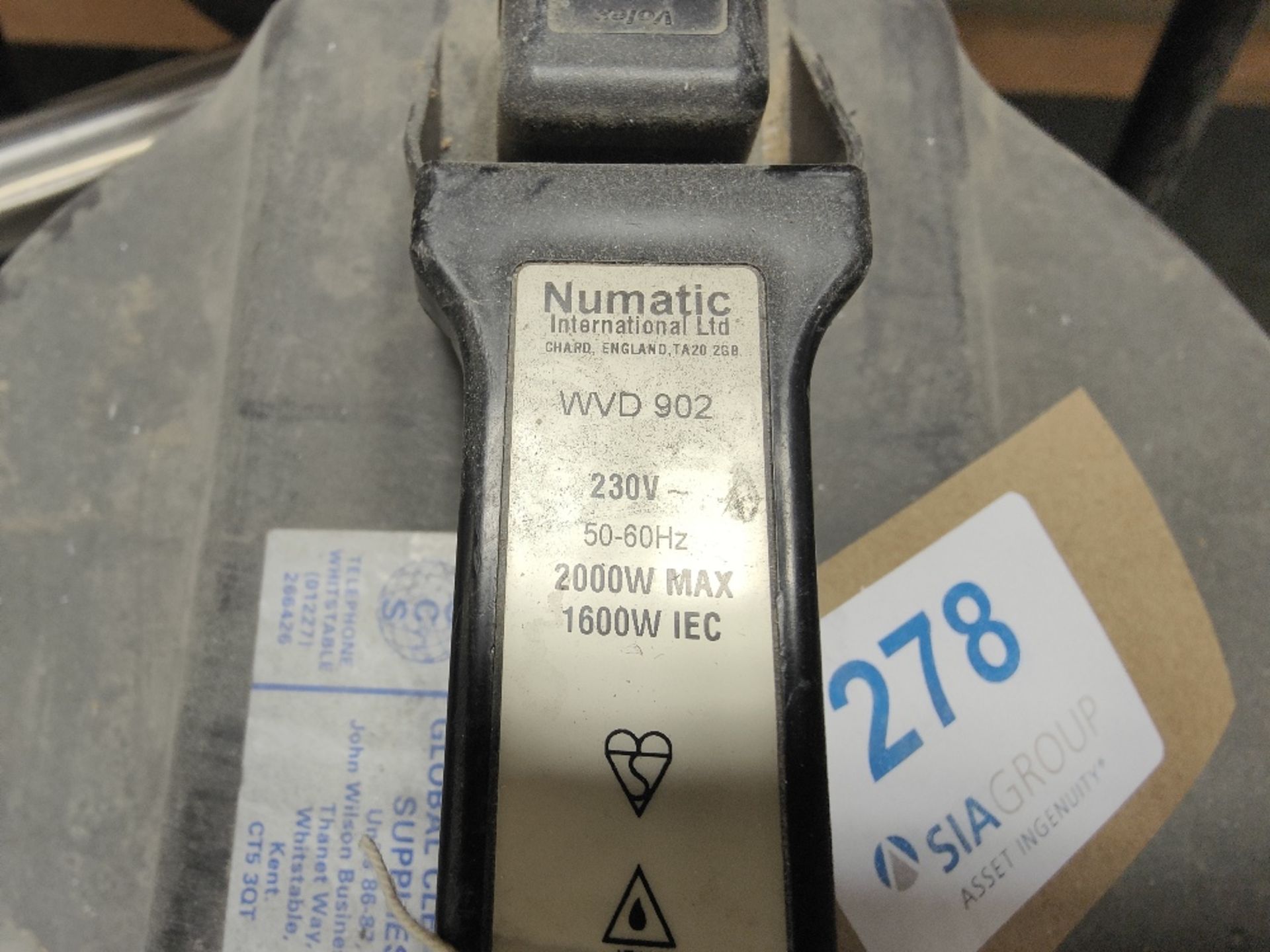 Numatic VVD902 wet & dry vacuum cleaner - Image 4 of 4