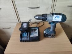 Makita cordless drill with (2) batteries and charger