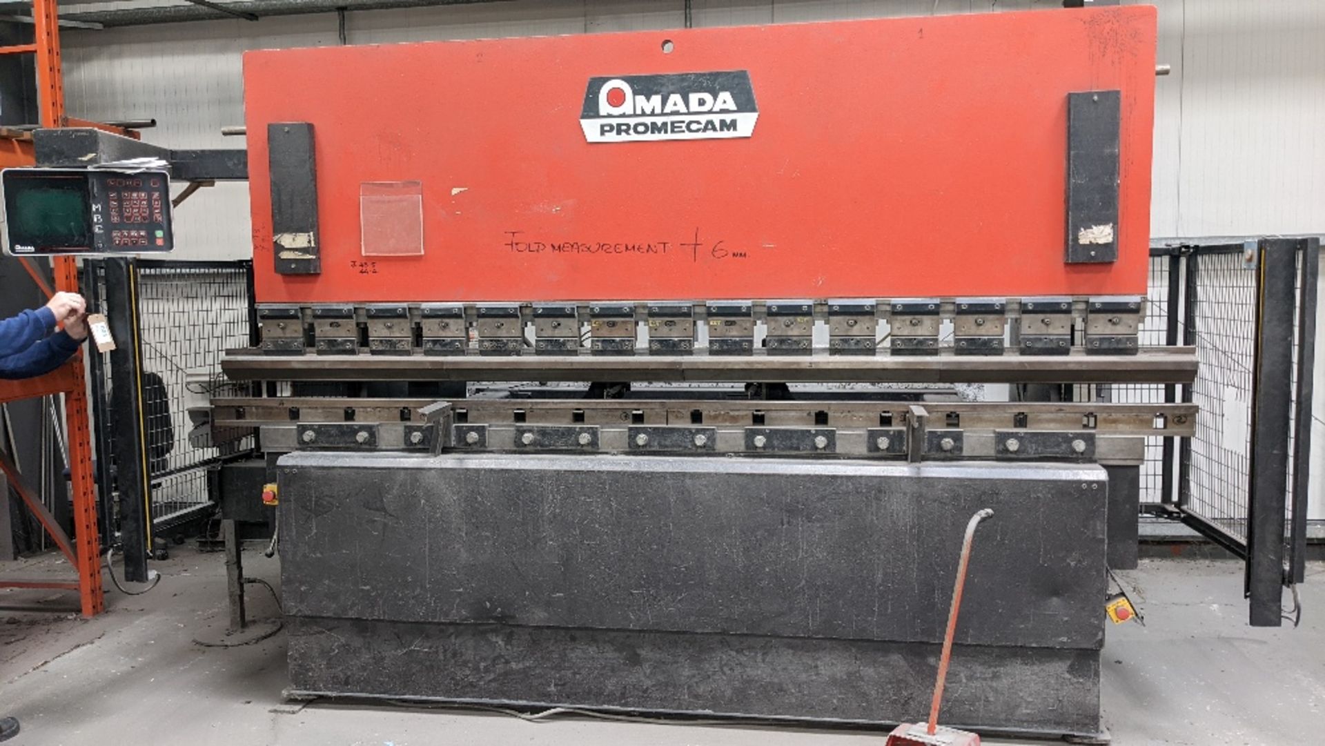 Amada Promecam ITS 1000KN 100/30 CNC press brake (1990)