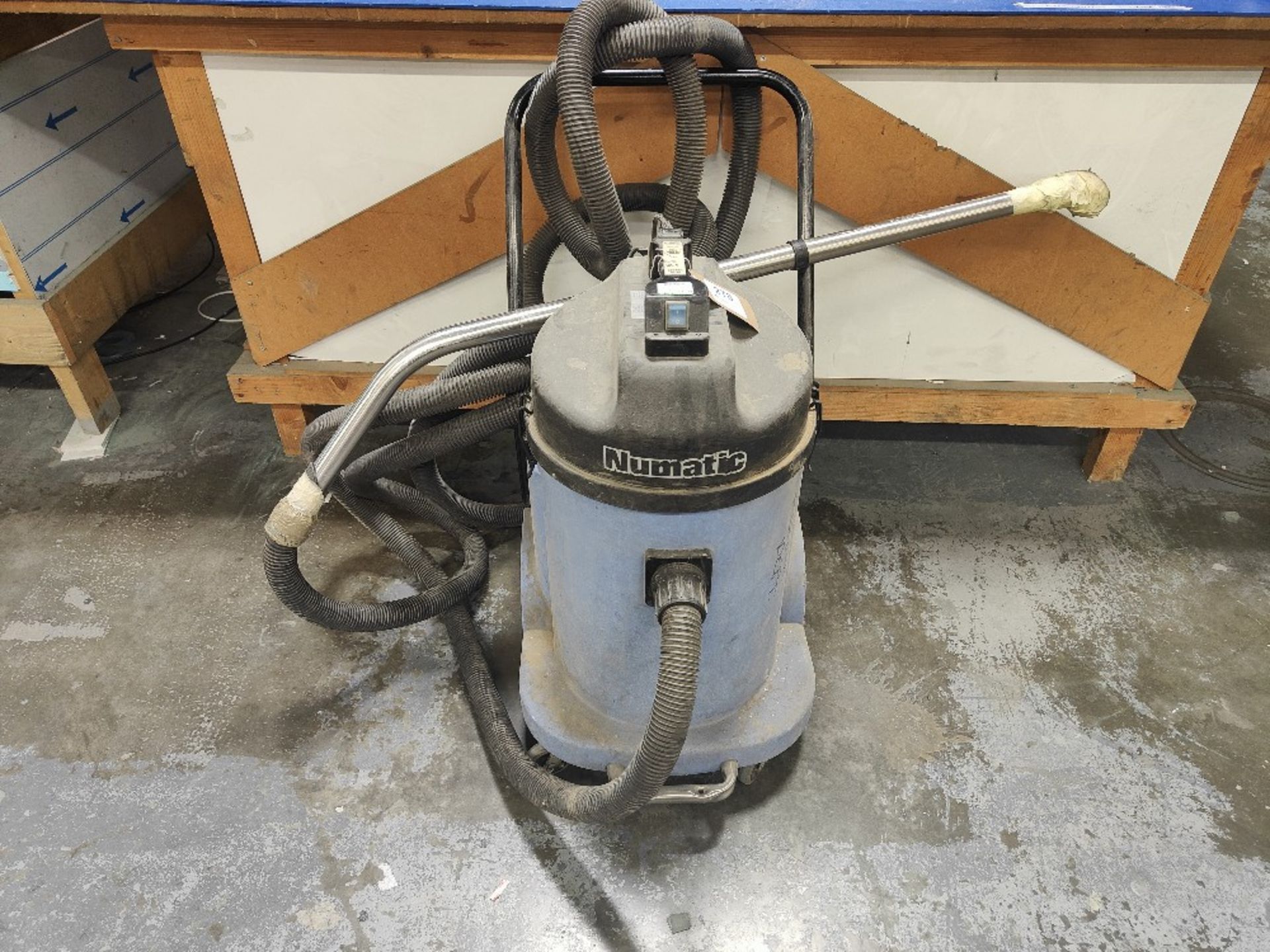 Numatic VVD902 wet & dry vacuum cleaner