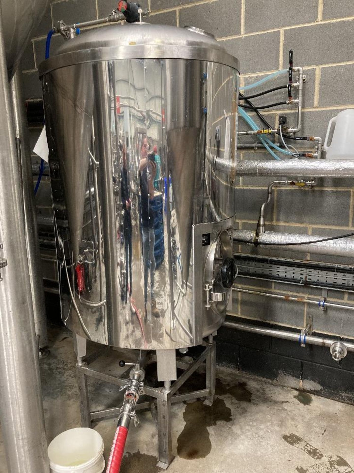 ABUK Advanced Brewing autoball cock stainless steel tank