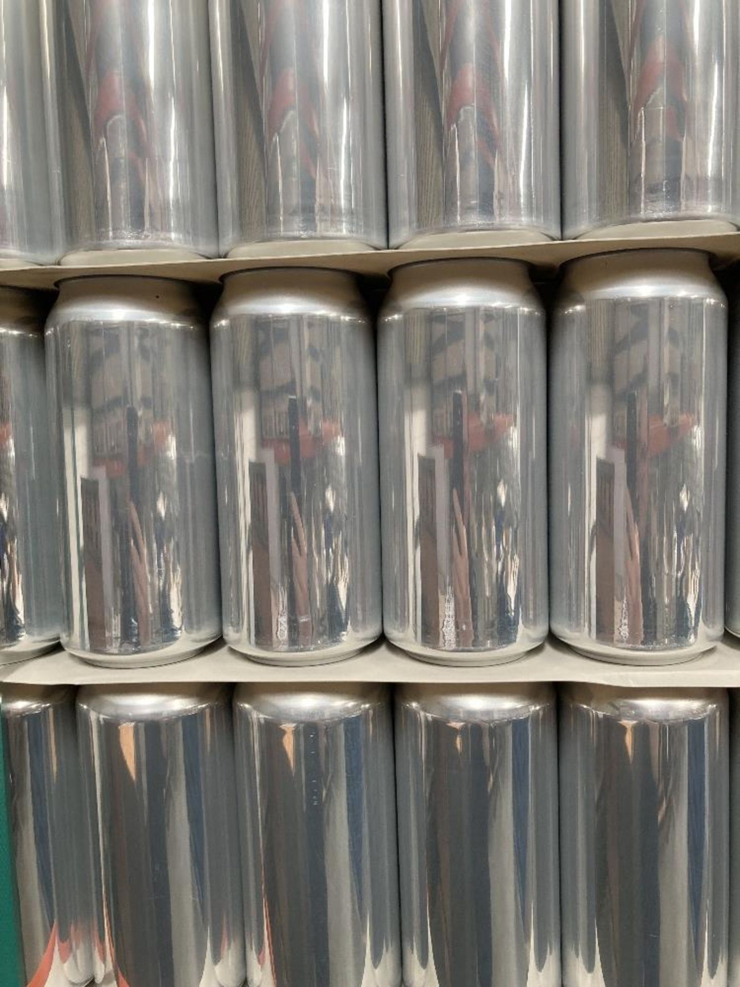 Large Quantity of New 440ml Silver Empty Cans - Image 5 of 6