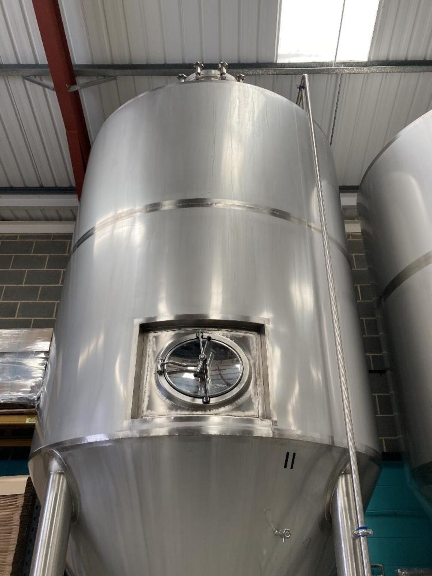 Unbranded stainless steel pressurised vertical conical vessel - Image 3 of 8