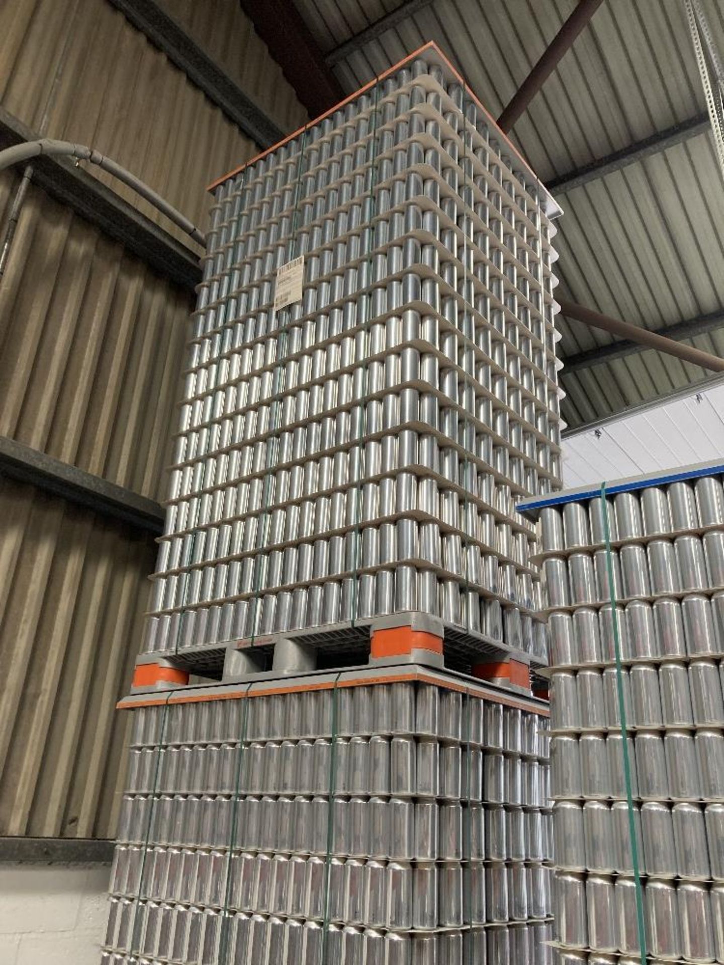 Large Quantity of New 440ml Silver Empty Cans - Image 4 of 6