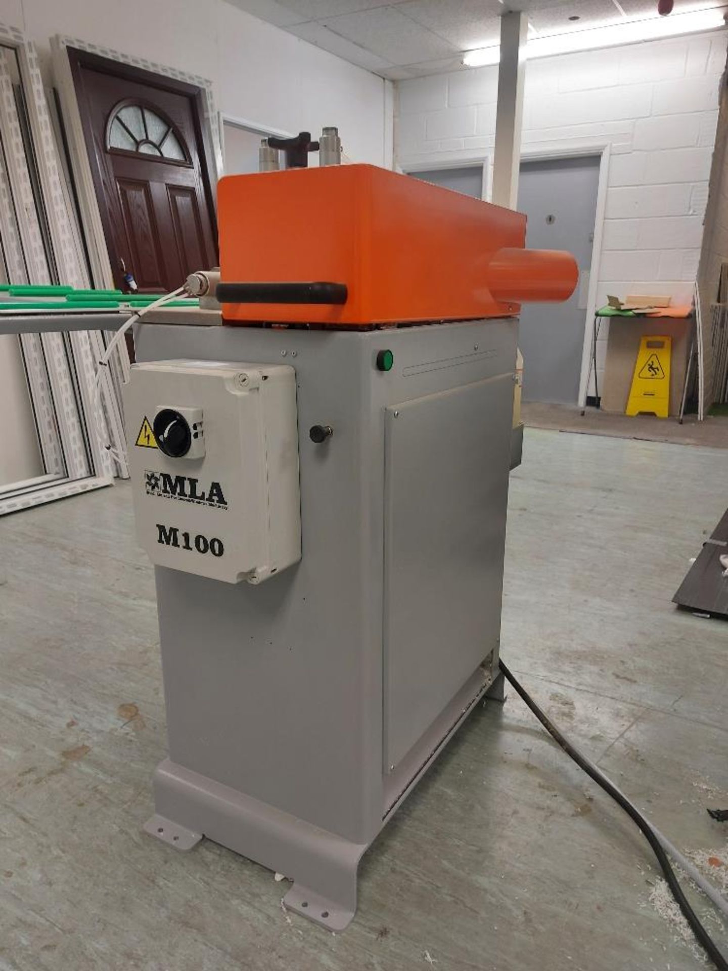 MLA M100 Semi Automatic End Milling Machine - Image 3 of 7