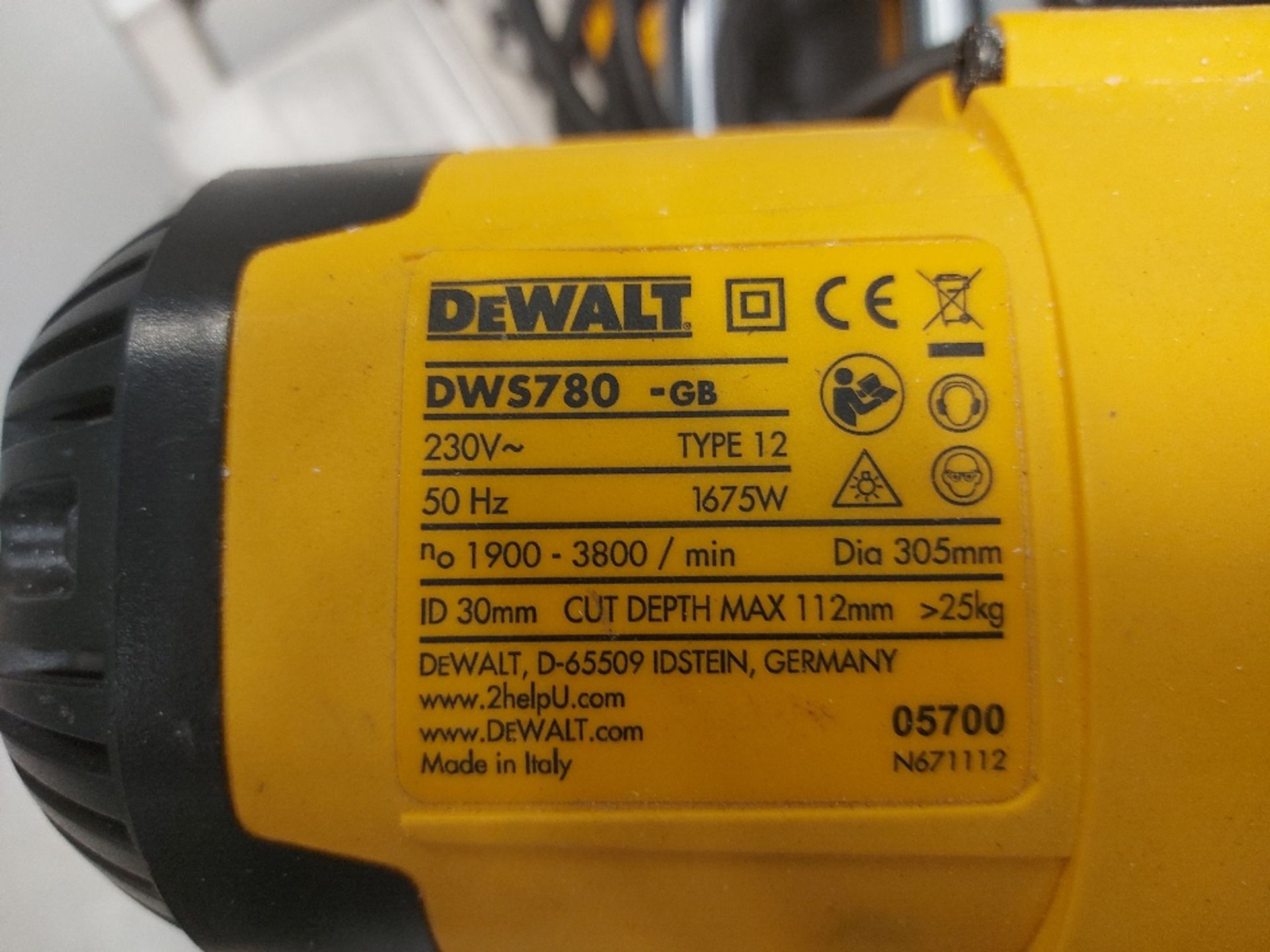 DeWalt DWS780 240v Type 2 Compound Mitre Saw - Image 5 of 7