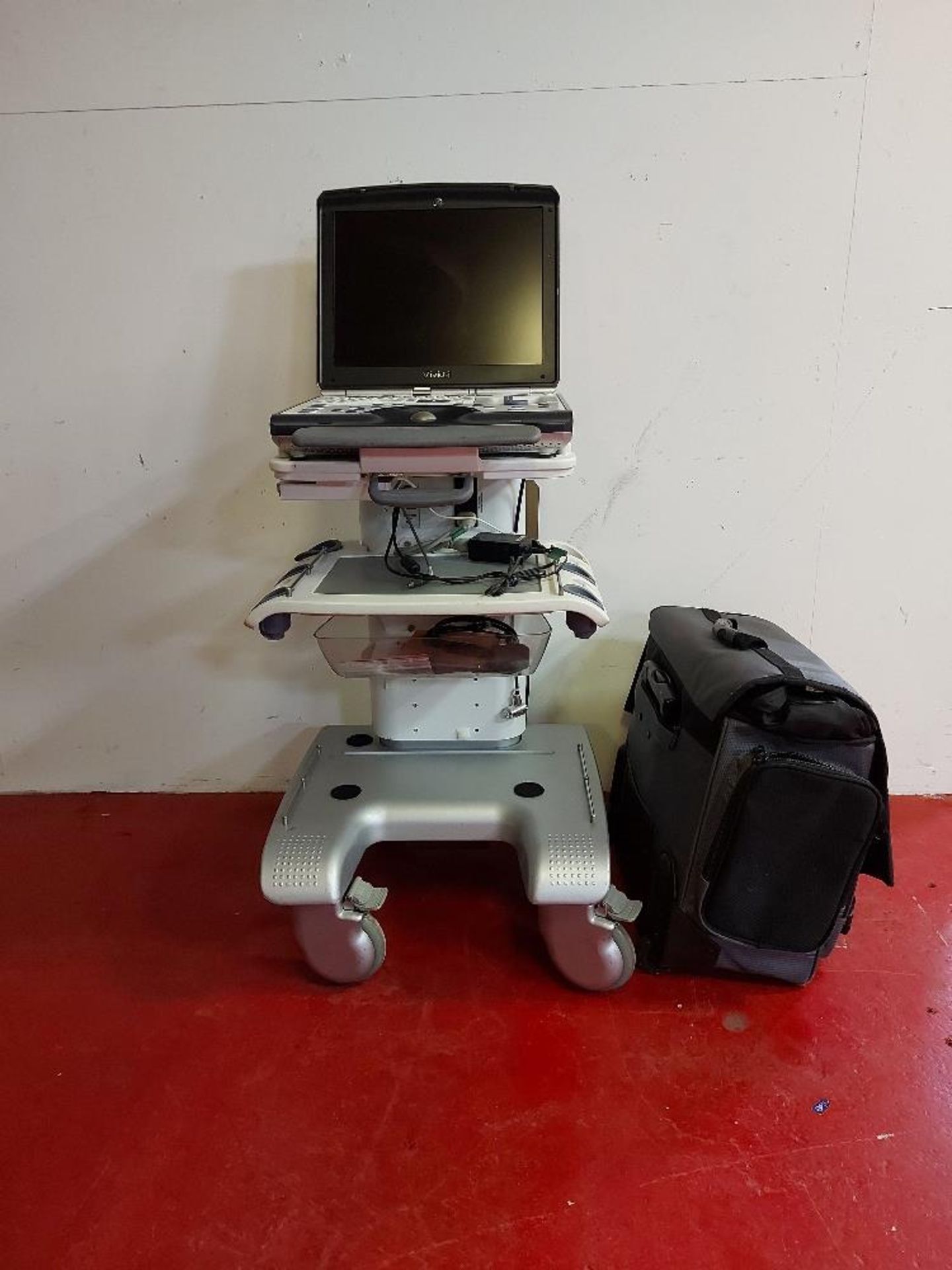 GE Vivid-i Cardiology Ultrasound Scanner