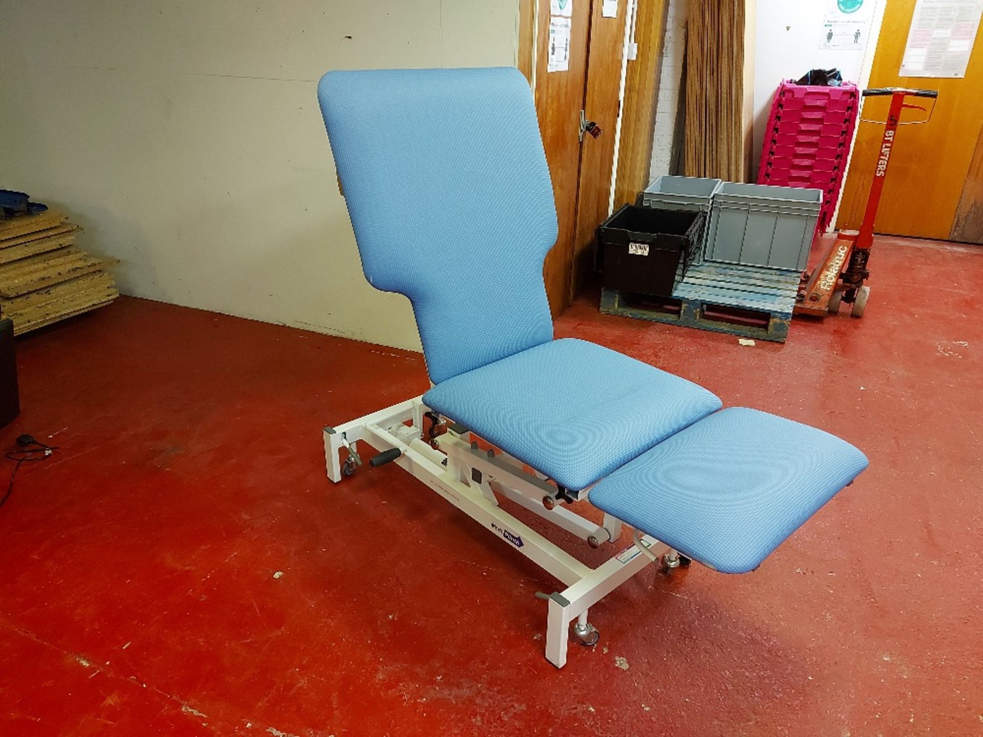 Medi-Plinth 180kg Medical Bed