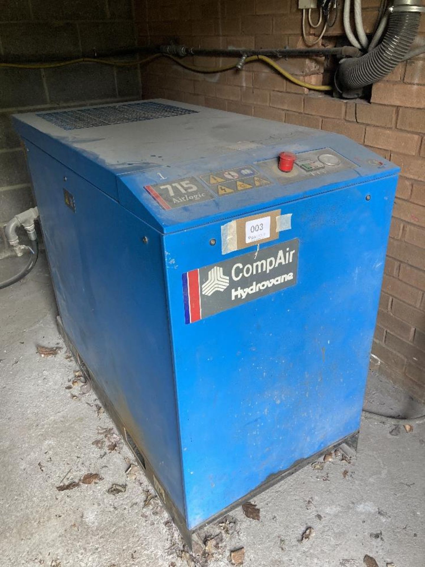 Compair Hydrovane 715 Airlogic packaged air compressor, 9 bar mwp