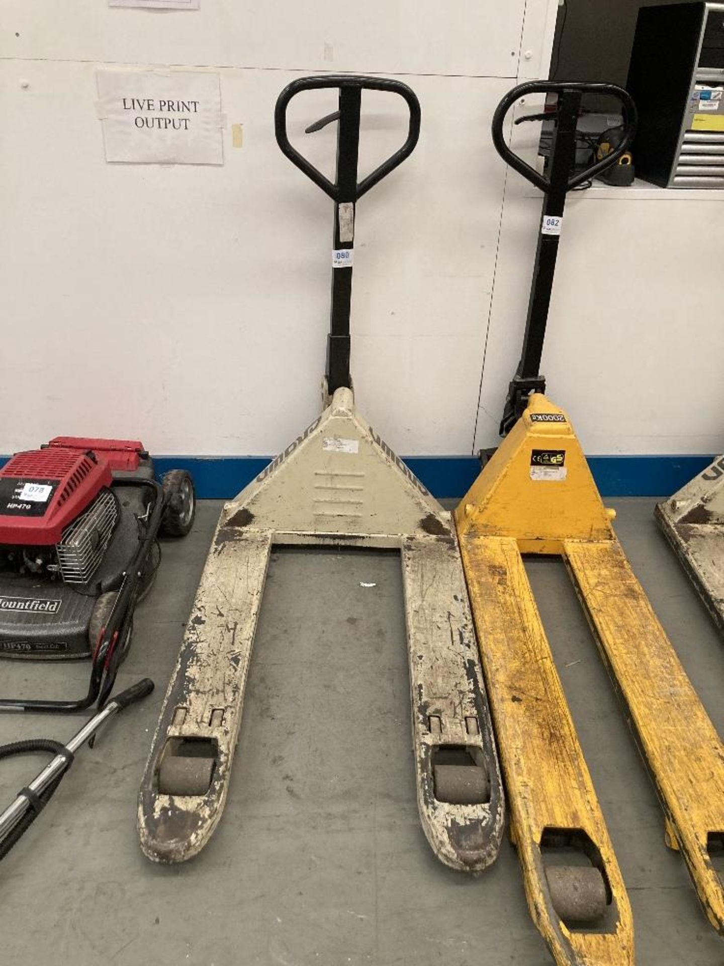 Crown Pallet Truck