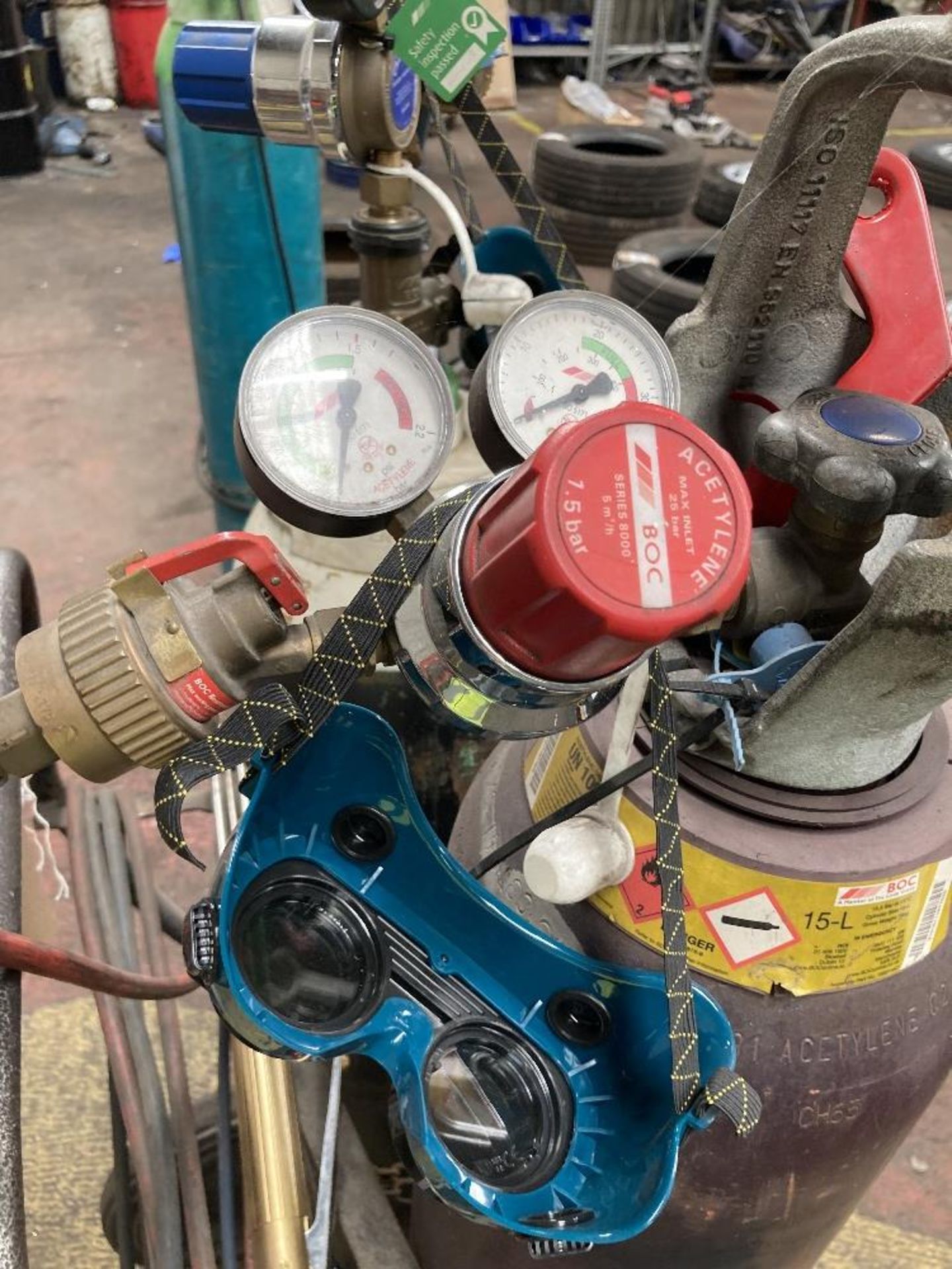 Oxyacetylene cutting torch and bottle trolley - Image 4 of 6