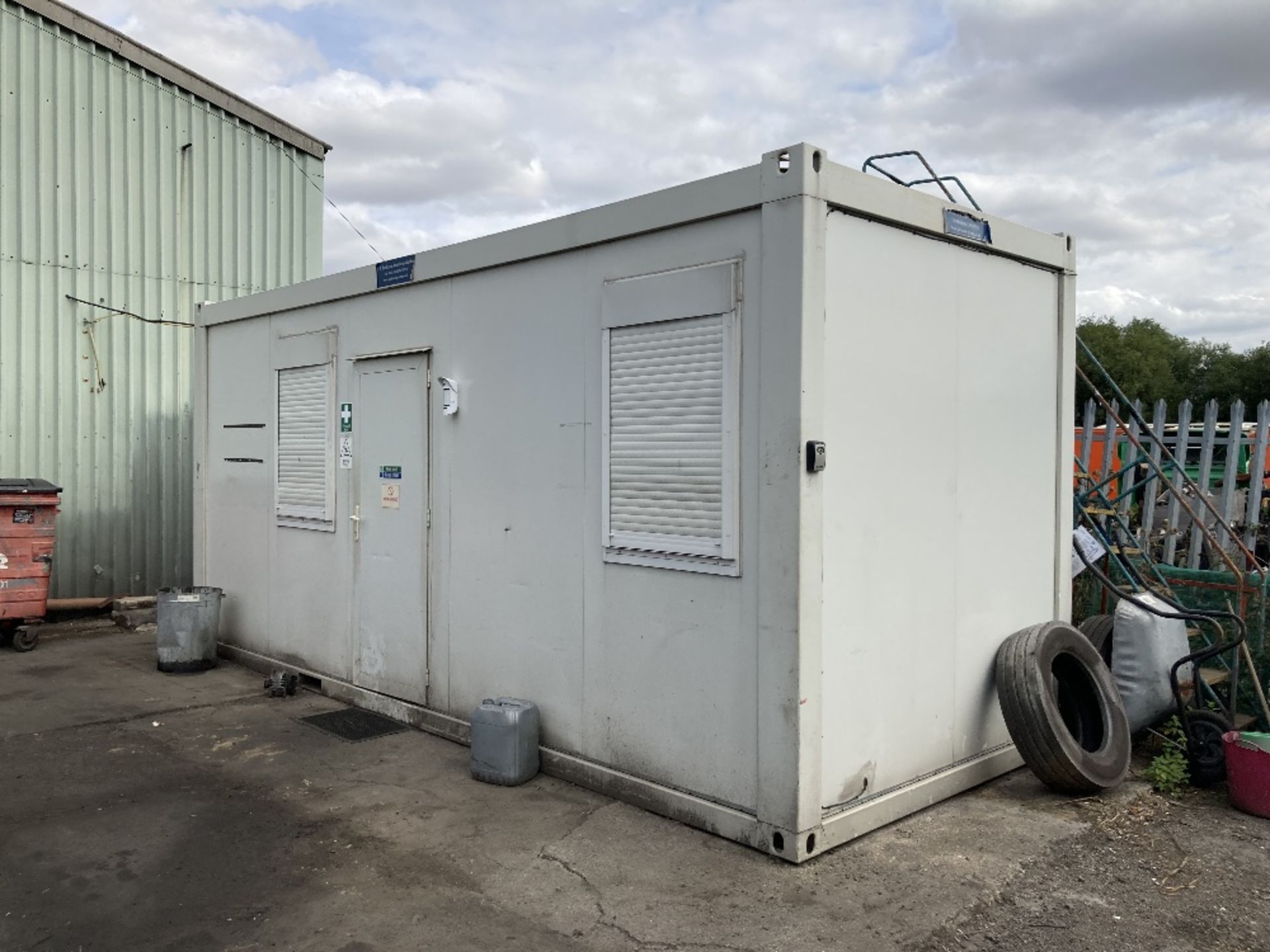 TF Jackson Portable Buildings 20' x 8' Anti-Vandal 60/40 Welfare/Office Unit - Image 2 of 17