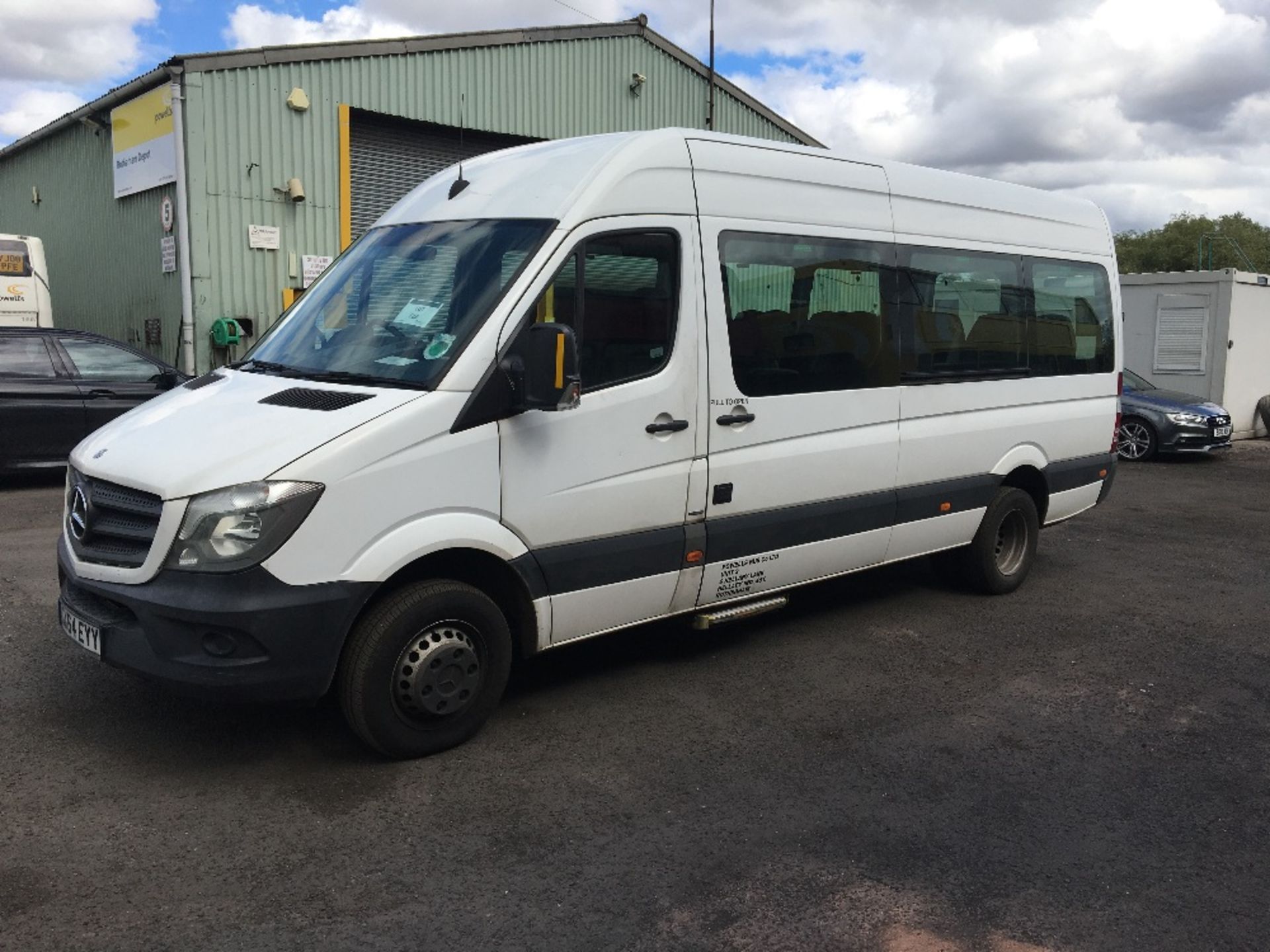 Mercedes Sprinter Blue Efficiency Transfer 15 Seater Mini Bus GX64 EYY - Image 7 of 33