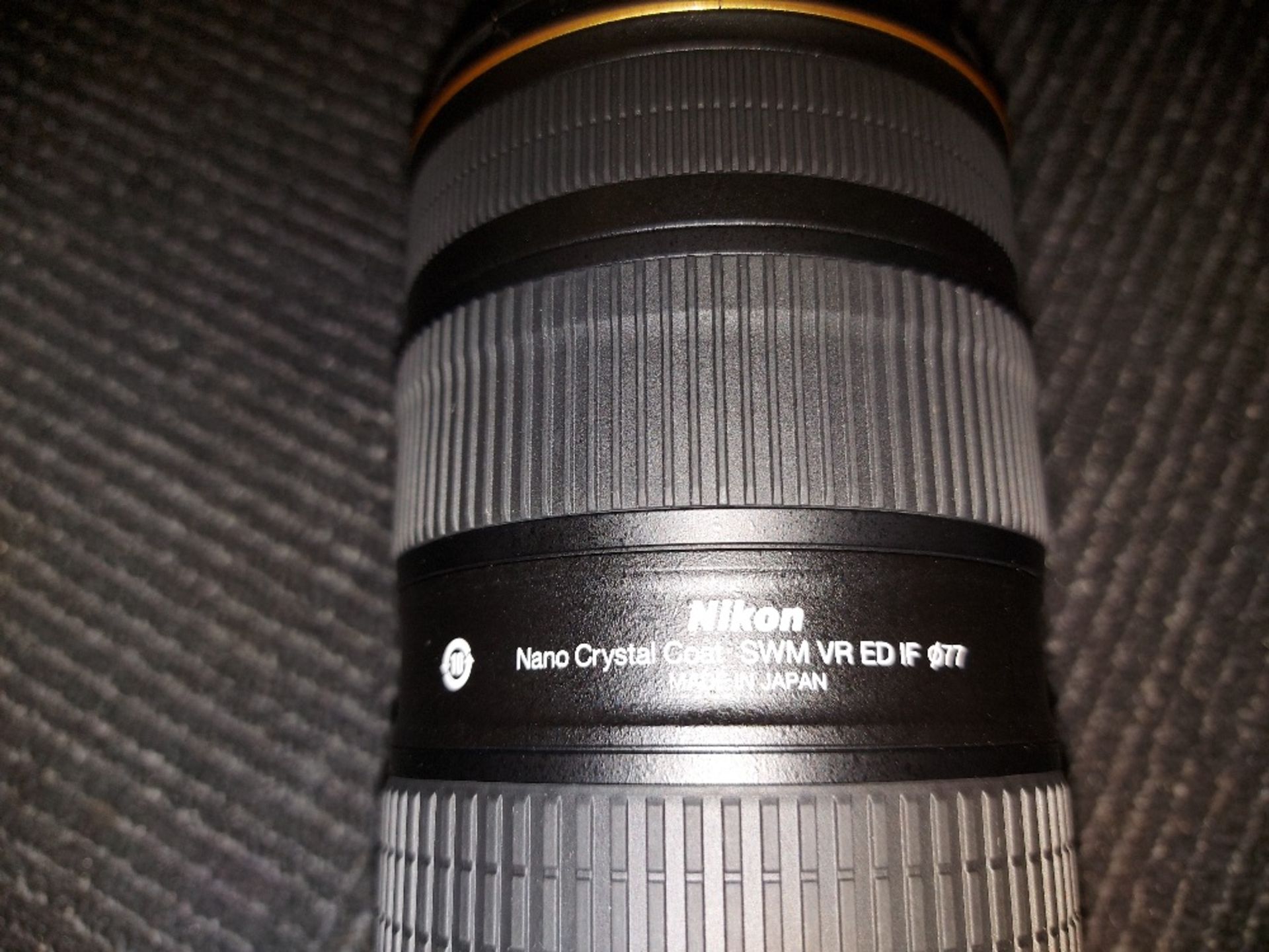 Nikon AF-S NIKKOR 70-200mm SWM VR ED IF 77 lens attachment - Image 4 of 6