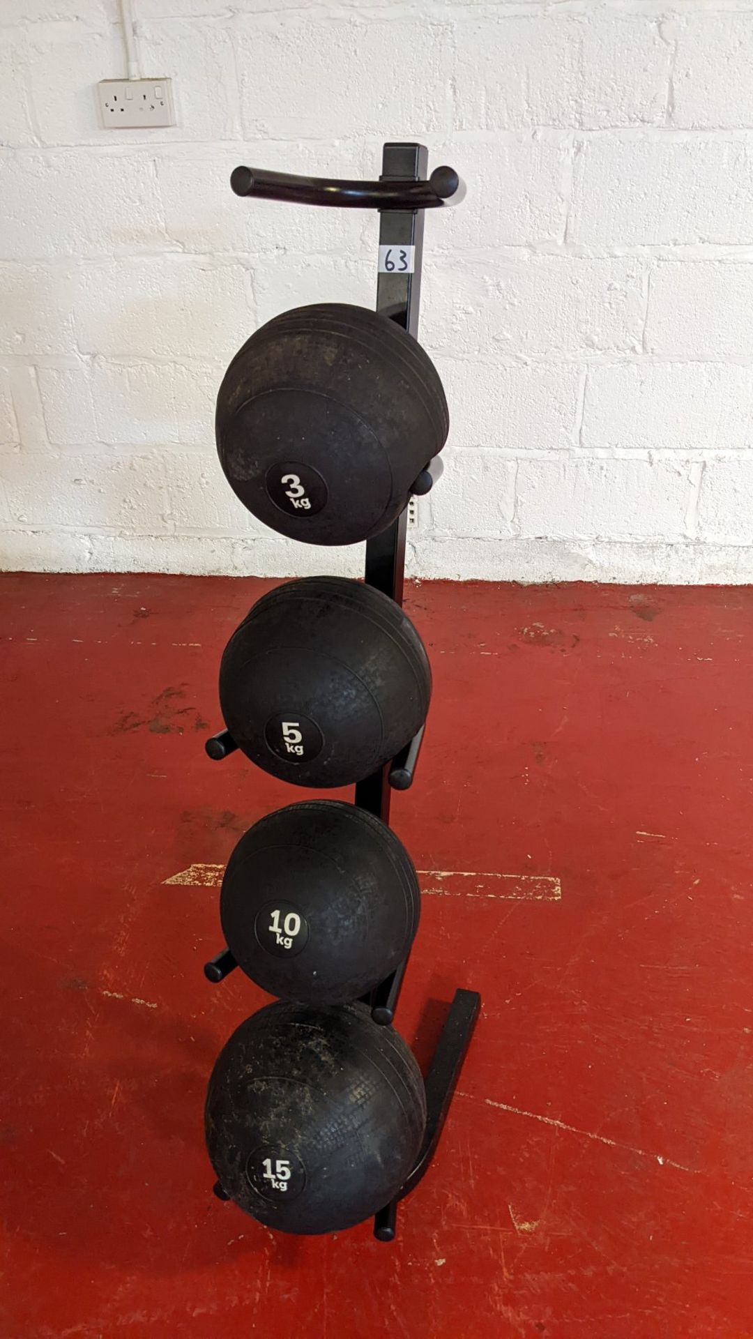 (4) Medicine Balls On Rack