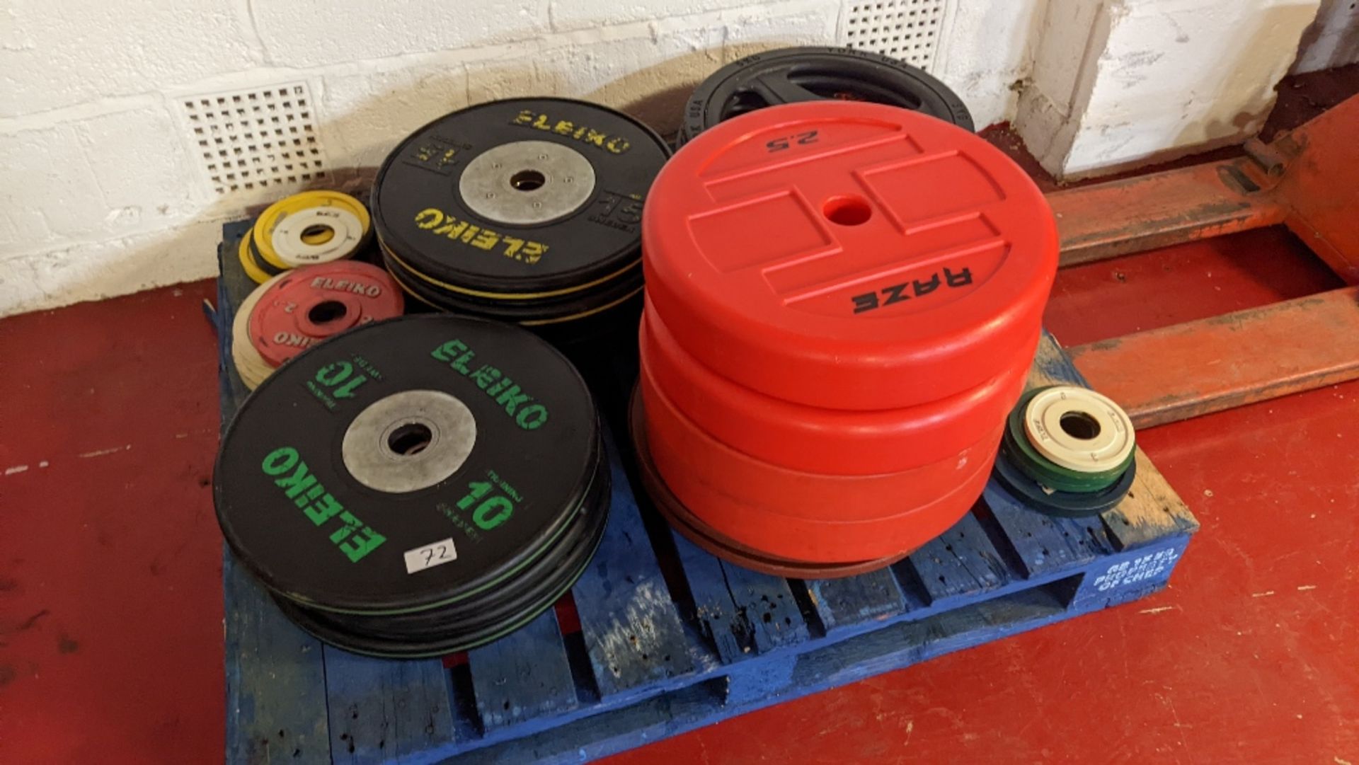 (29) Weight Plates - Image 4 of 8