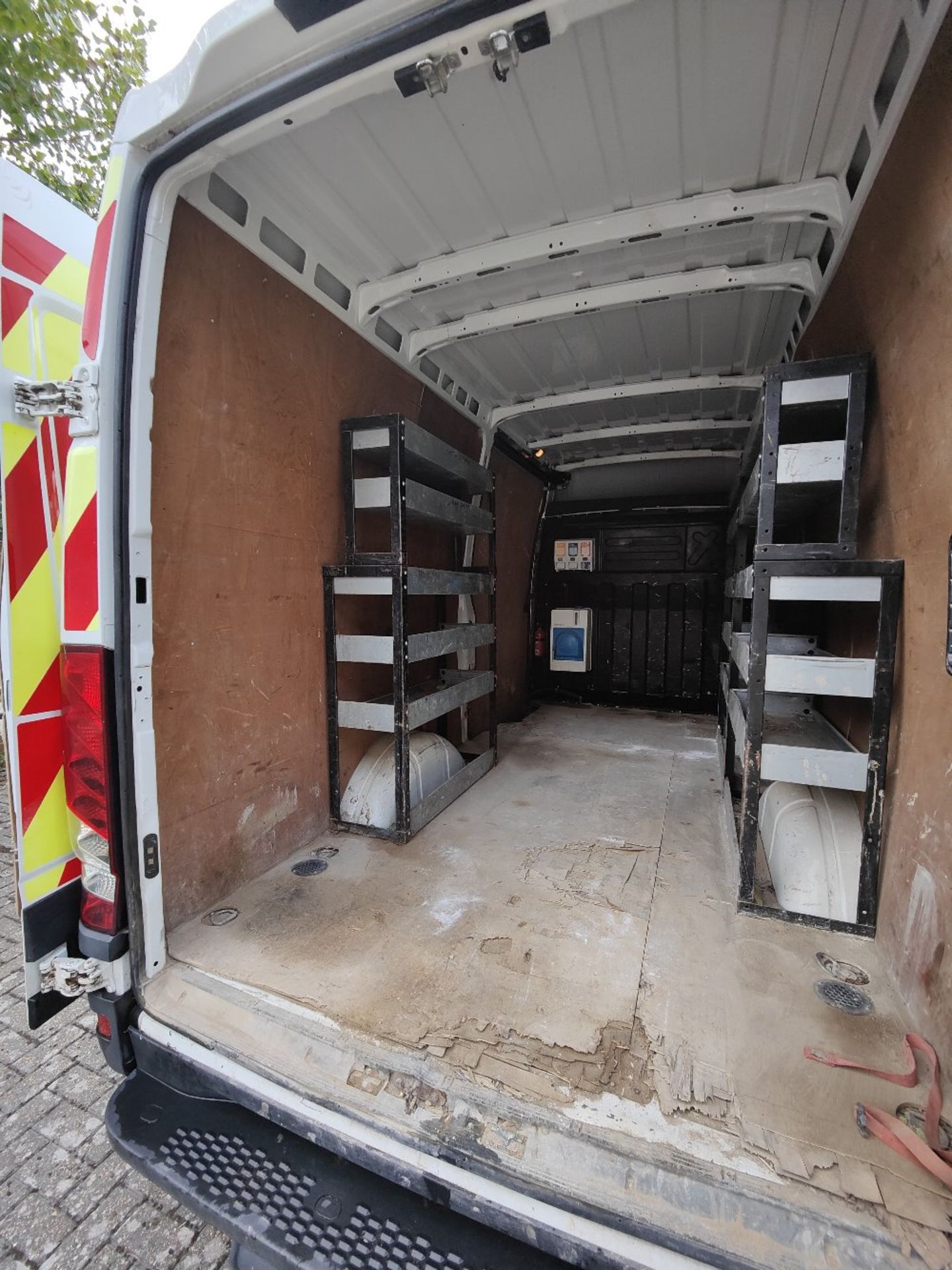 Iveco Daily 3520 WB 2.3D 35S14 High Roof Van - Image 20 of 23