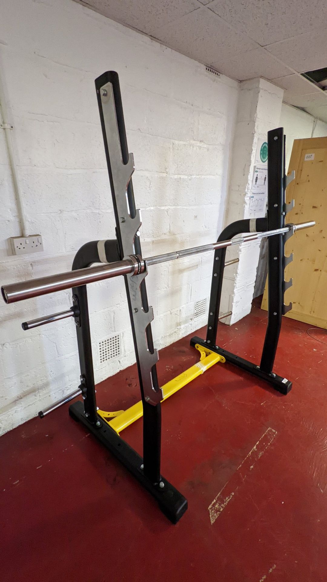 Squat and Bench Press Rack with Physical Performance 20kg Barbell - Image 4 of 4