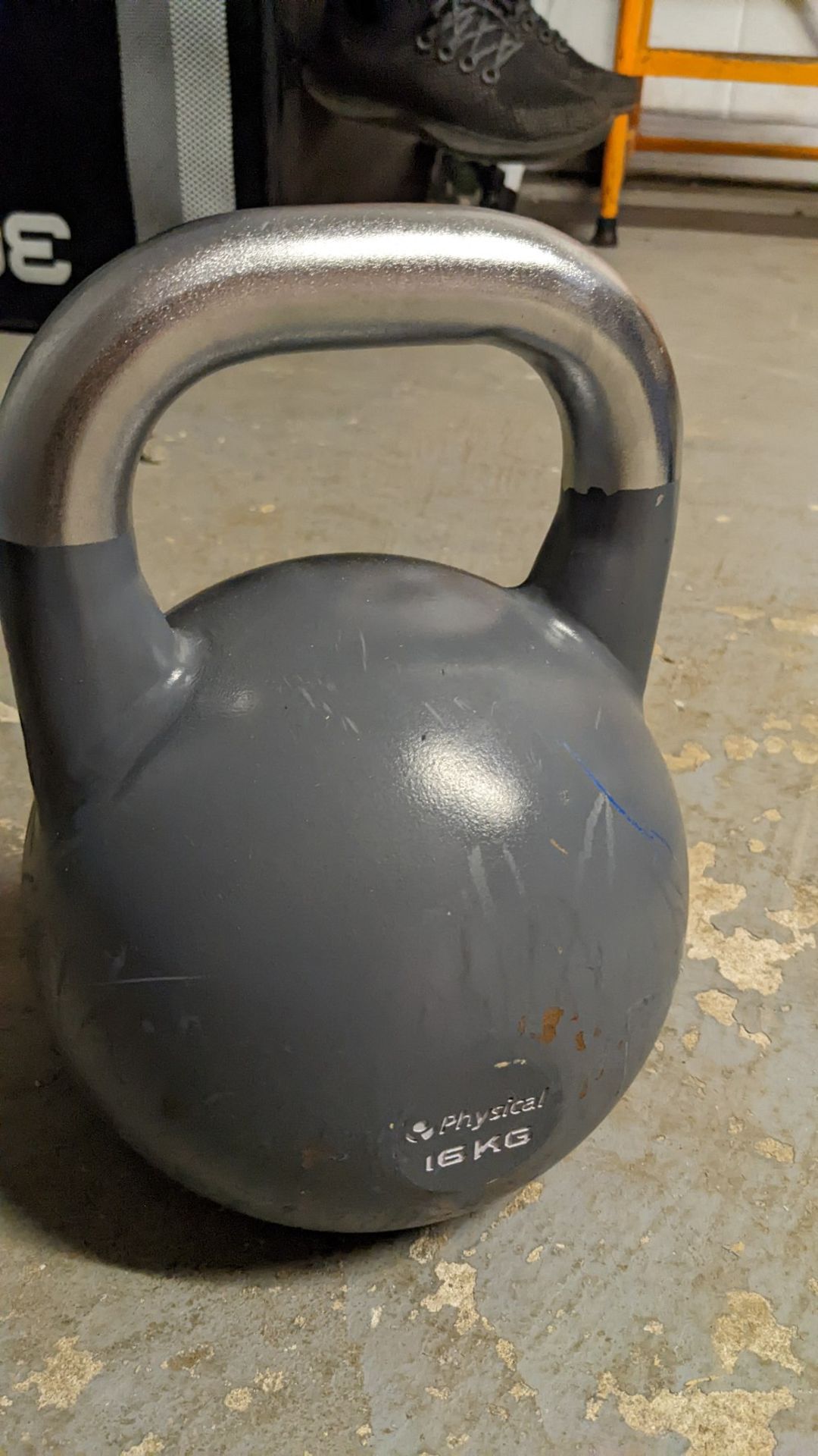 (7) Physical Performance Kettle Bells - Image 5 of 9