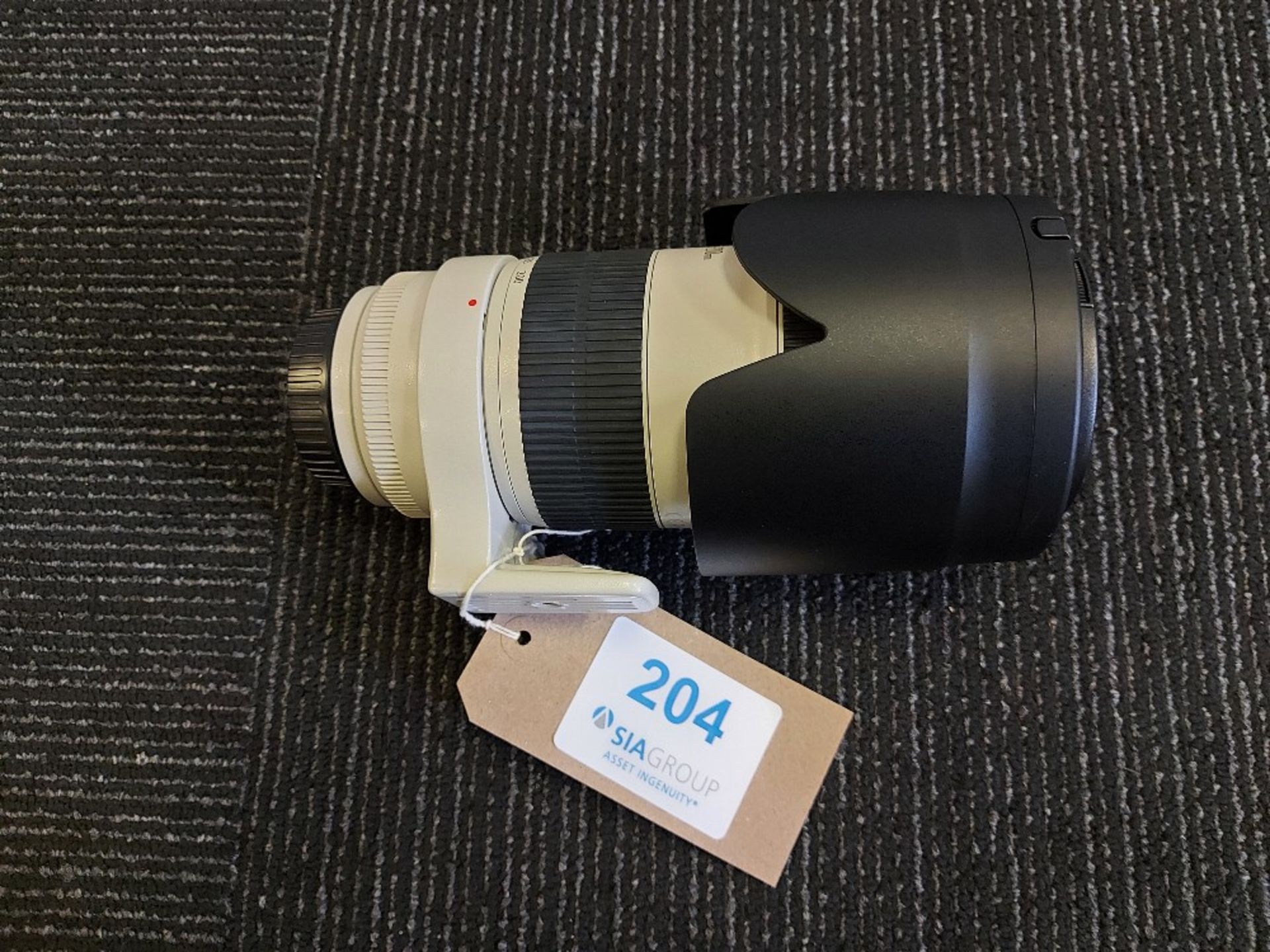 Canon Zoom EF 70-200mm 1:2.8 L IS II USM lens attachment - Image 2 of 8