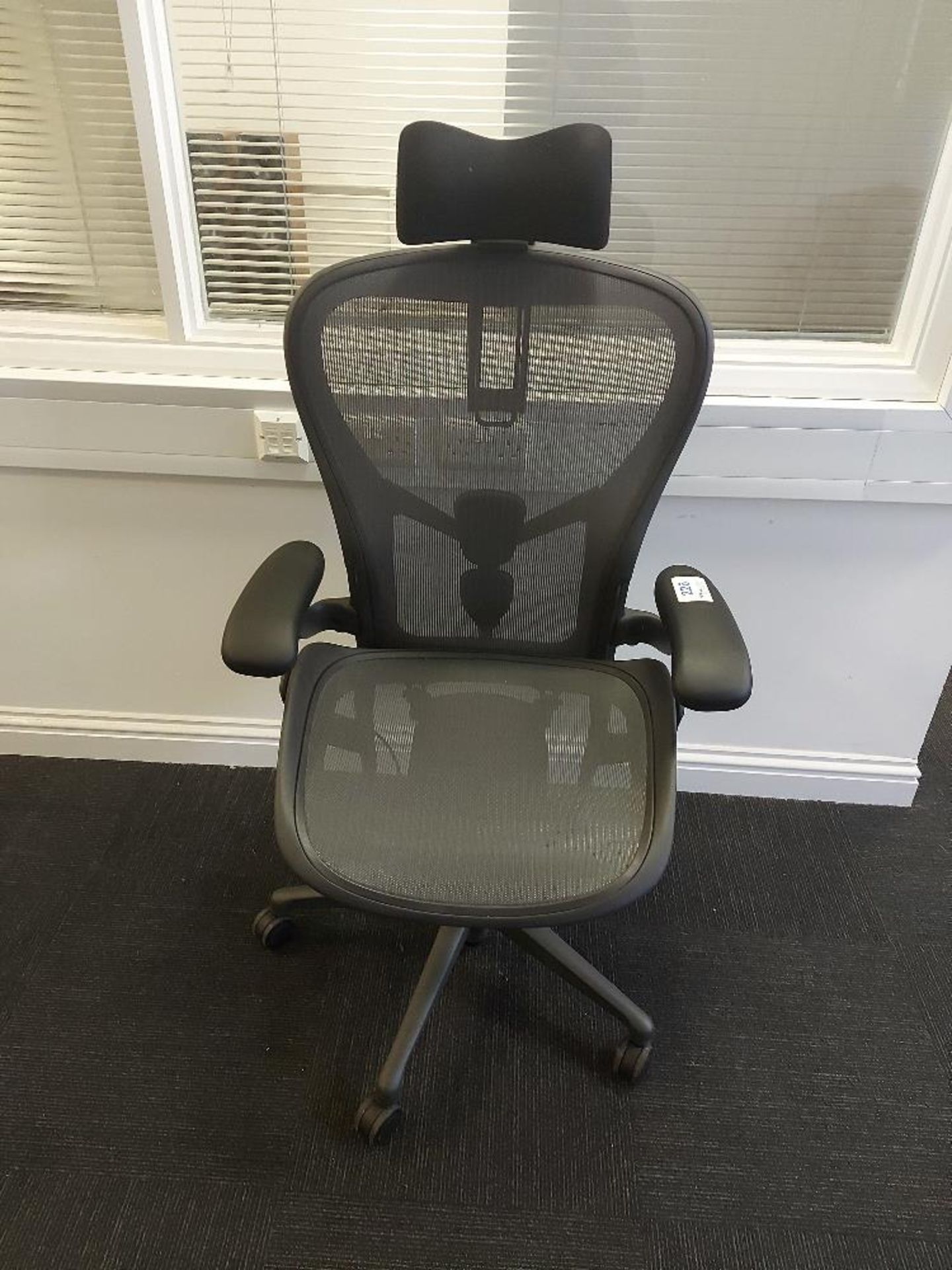 Herman Miller Aeron Mobile Swivel Chair