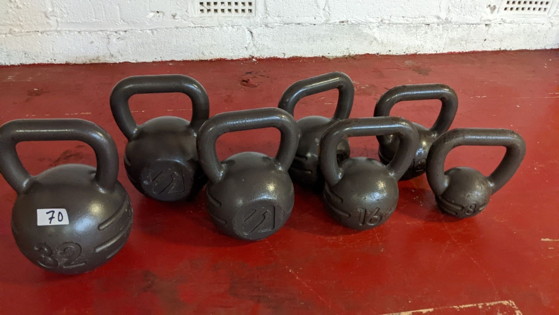 (7) Kettle Bells