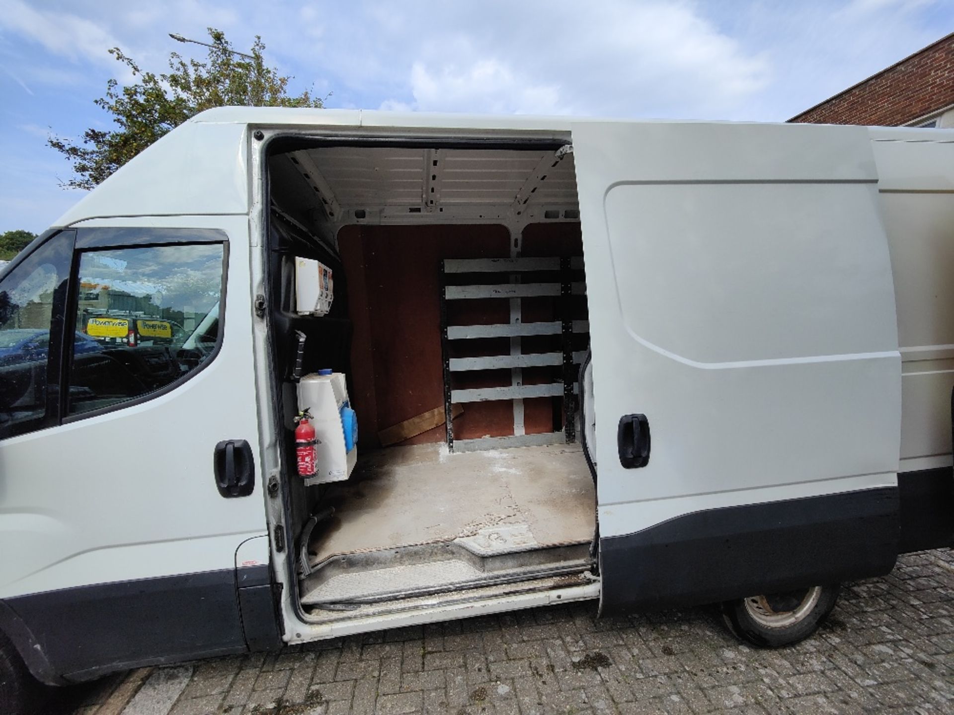Iveco Daily 3520 WB 2.3D 35S14 High Roof Van - Image 21 of 23