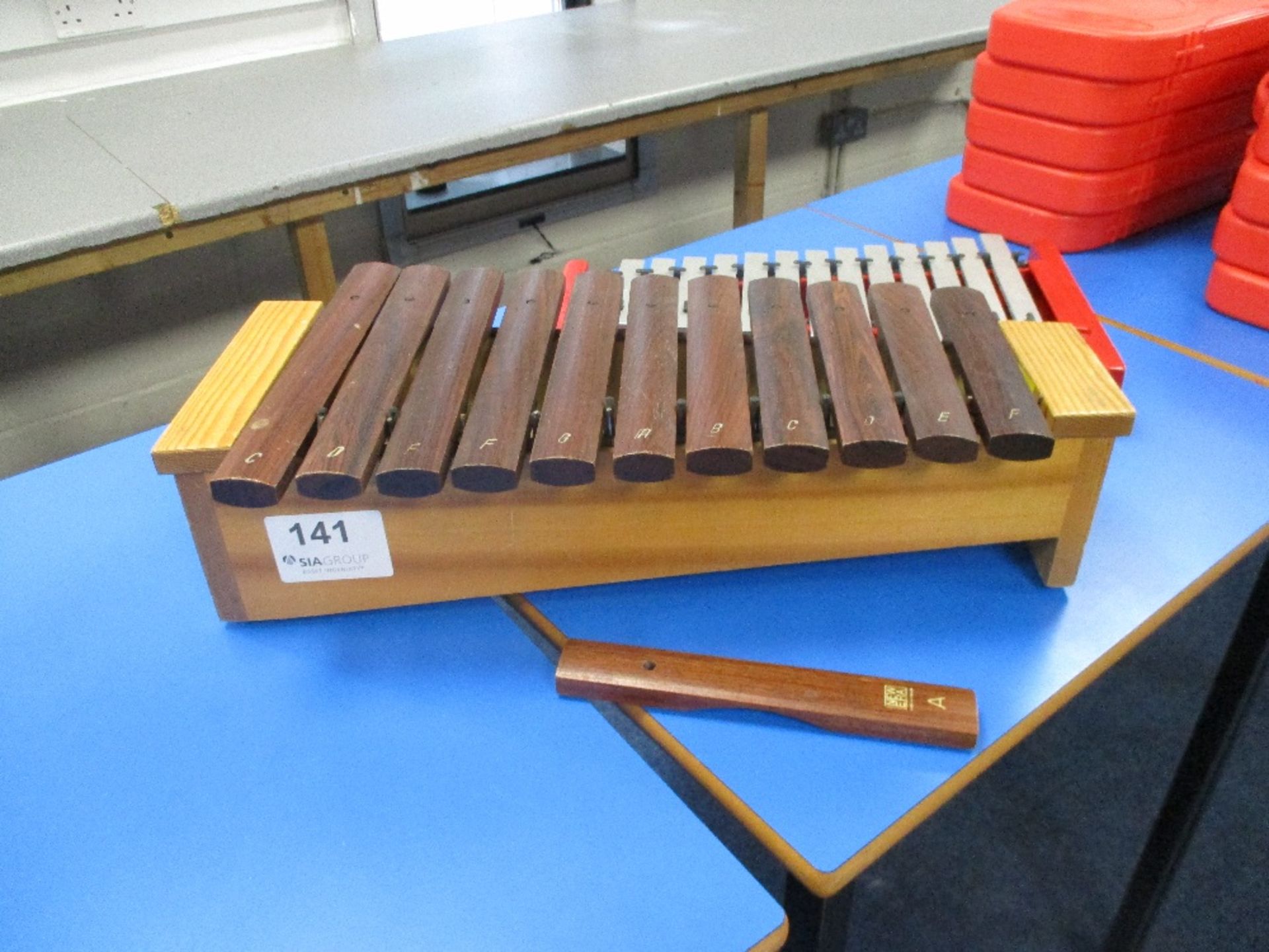 Wooden Glockenspiel and Metal Zylaphone - Image 2 of 3