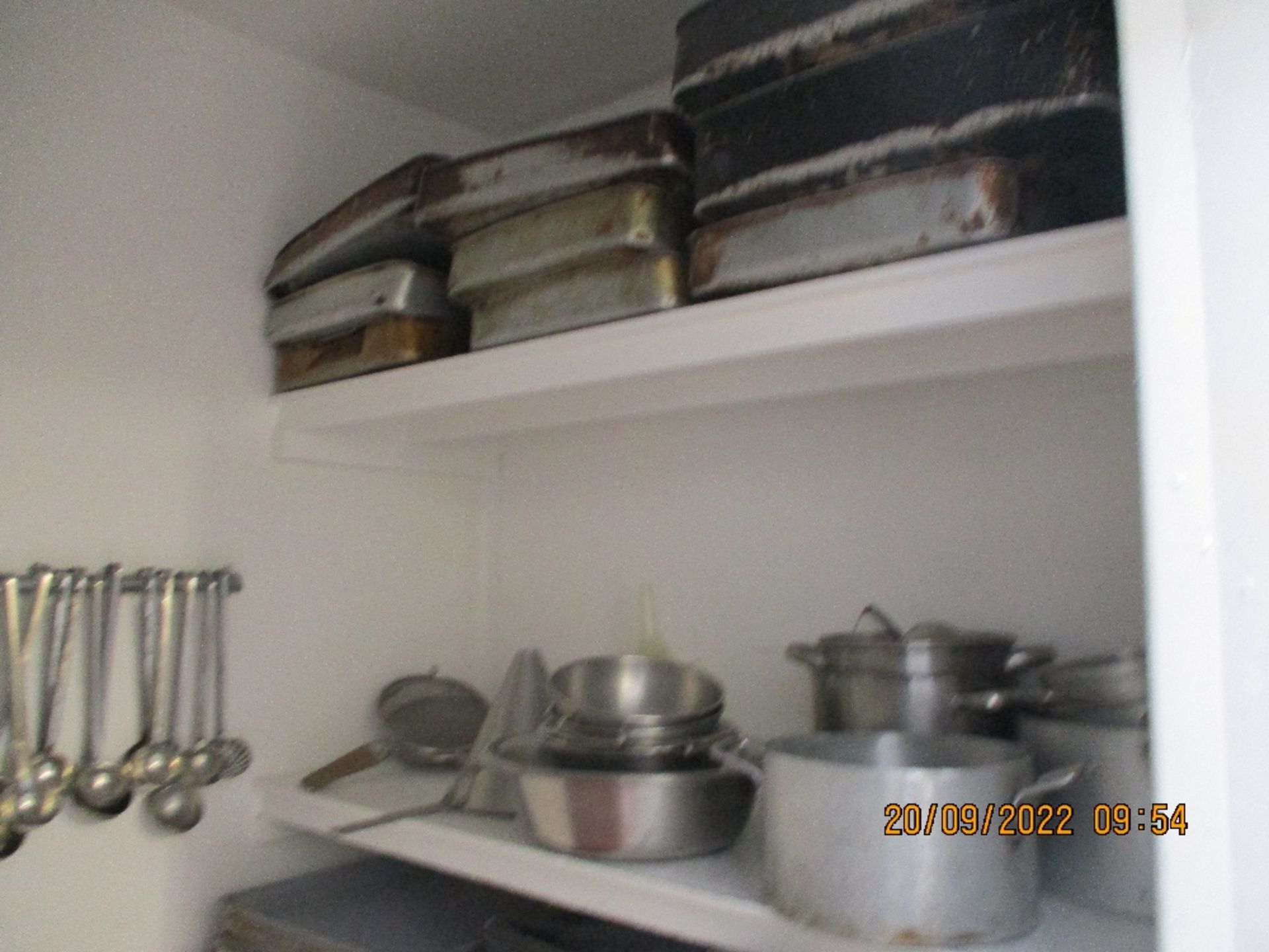 Contents of Cookware - Image 2 of 5
