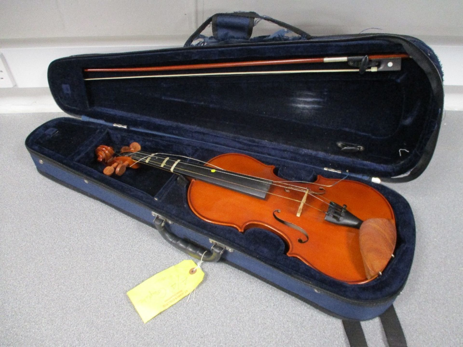 (2) 4/4 Violin Bow and Case - Image 4 of 4