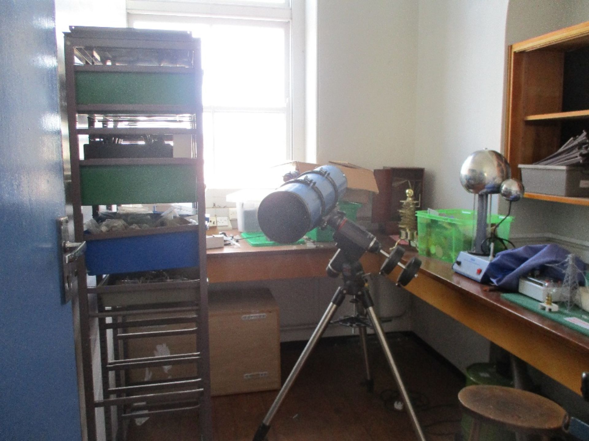 Contents of Lab Room - Image 4 of 4