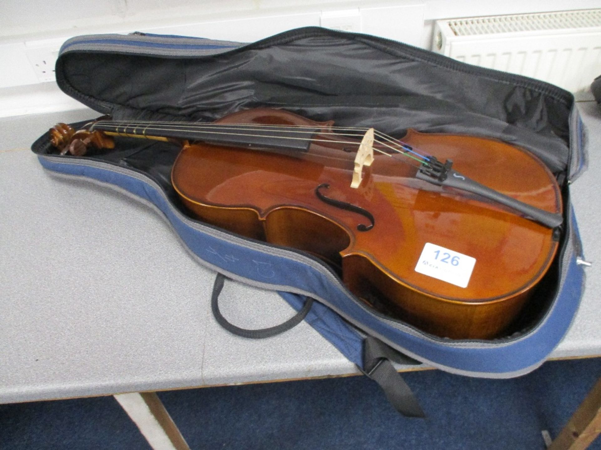 1/4 Cello