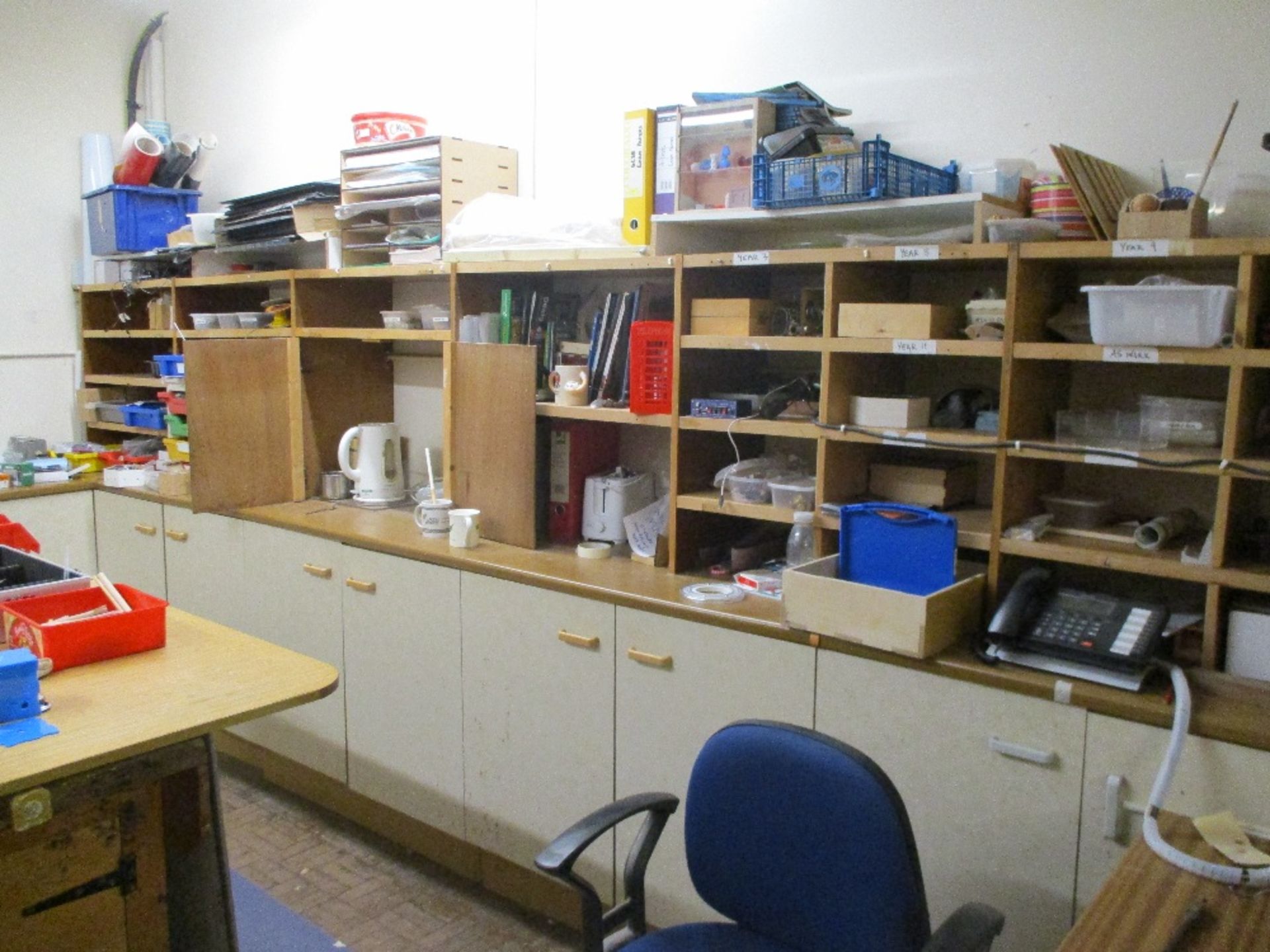 Contents of Woodwork Office - Image 2 of 4