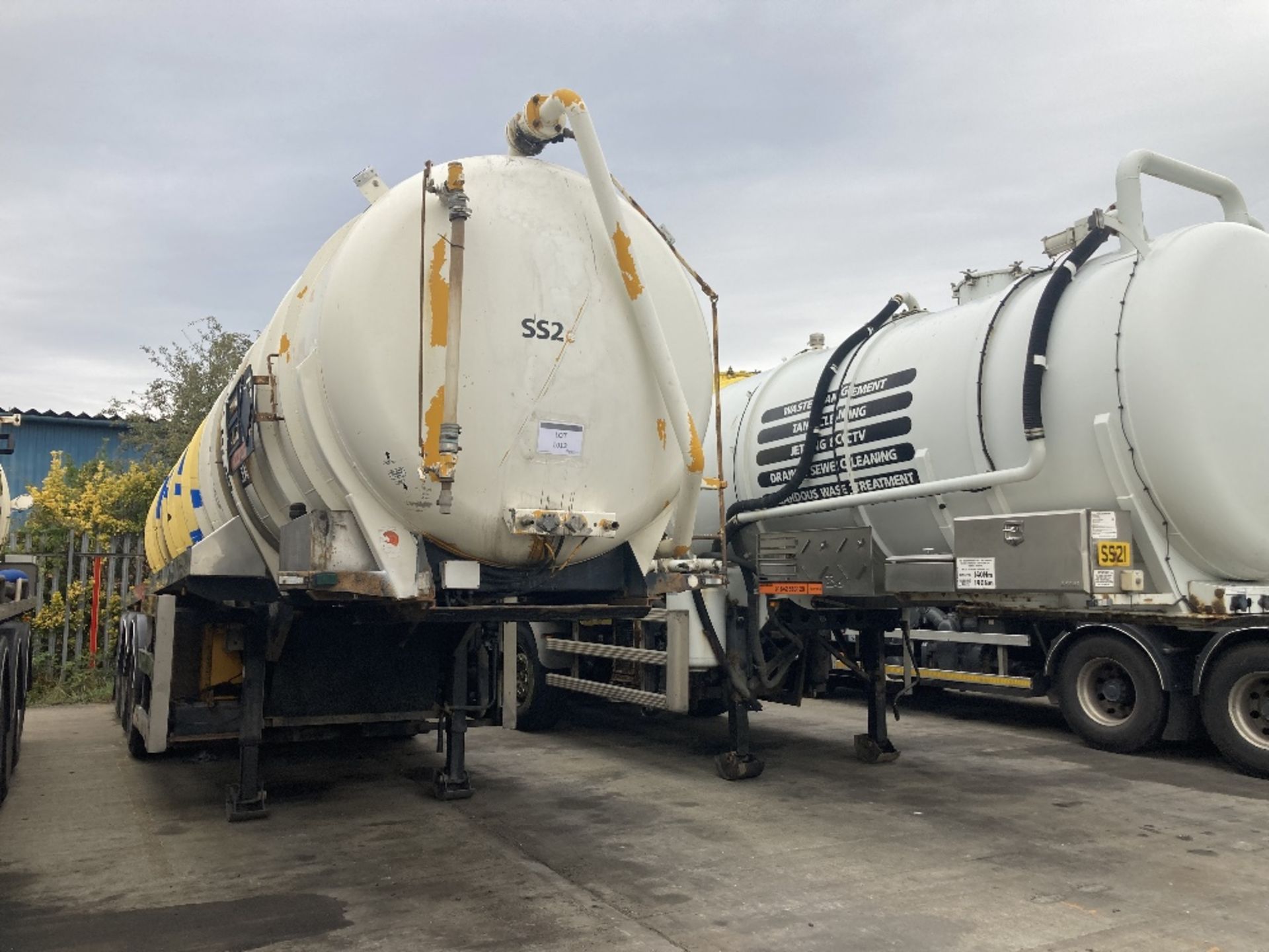 CO67124 (SS2) Sayers Stainless Steel Non Hazardous Tri Axle Vacuum Tanker - Image 3 of 34
