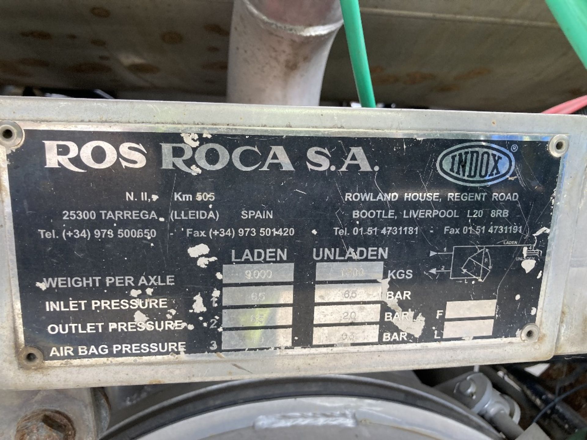 Indox Ros-Roca tri axle Vacuum Tanker (2002) - Image 14 of 16