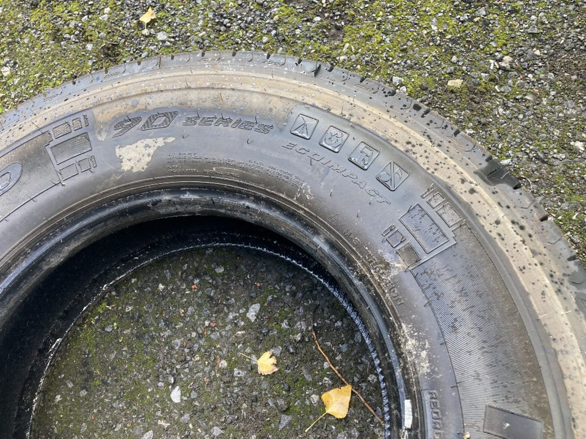 Pirelli Itineris D 315/80R 22.5 radial tubeless regroovable HGV tyre - Image 6 of 6